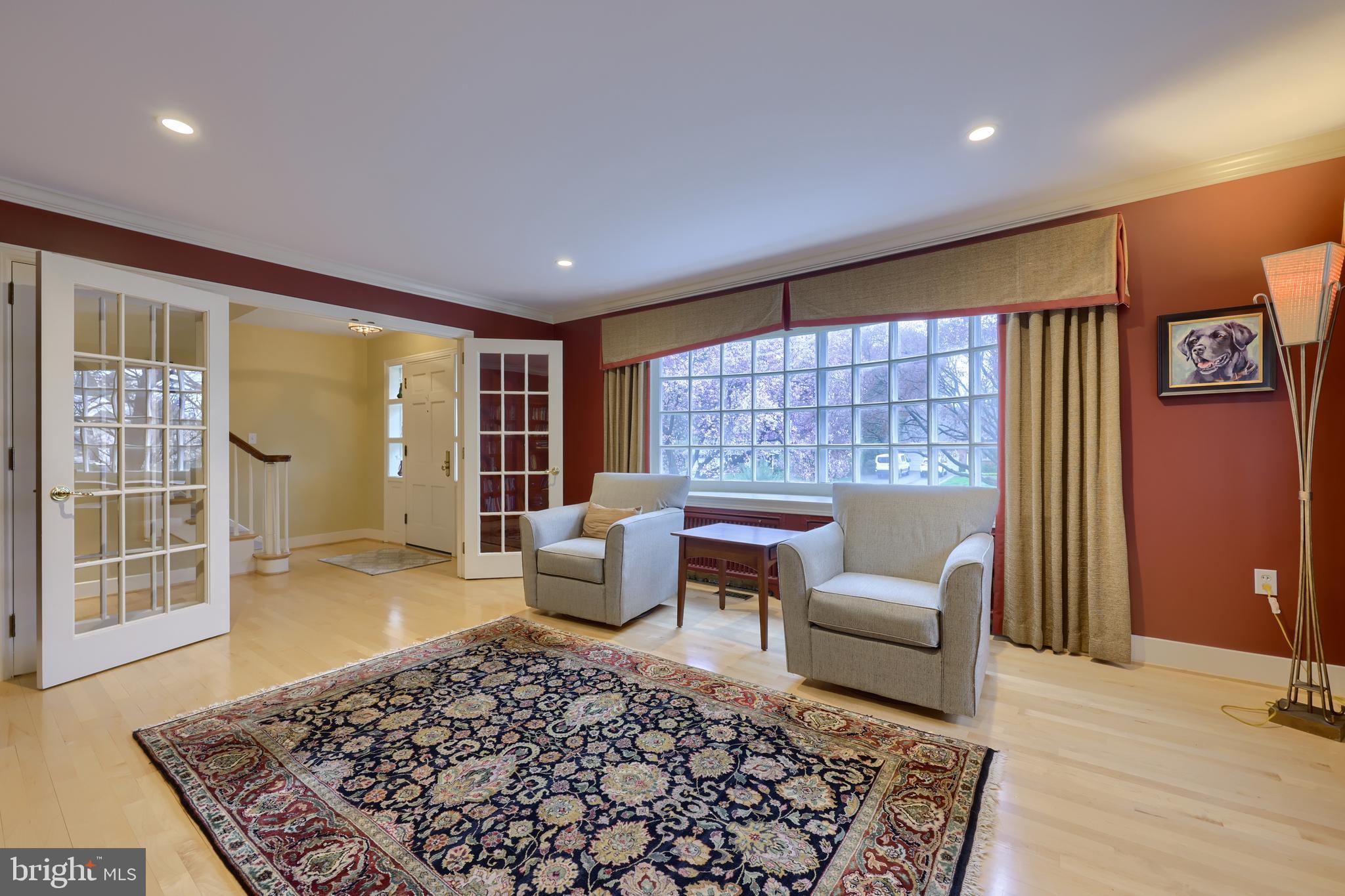 SCHOOL LANE HILLS - Residential