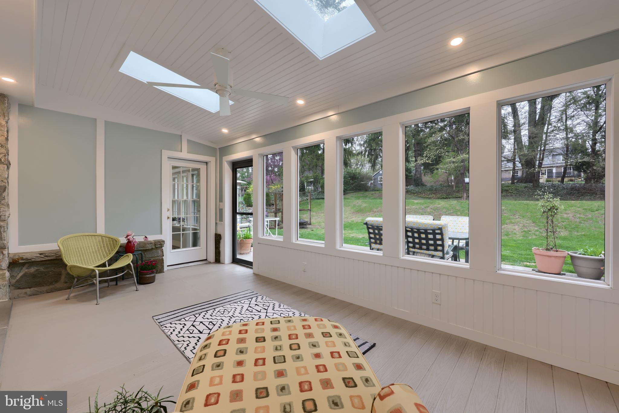 SCHOOL LANE HILLS - Residential