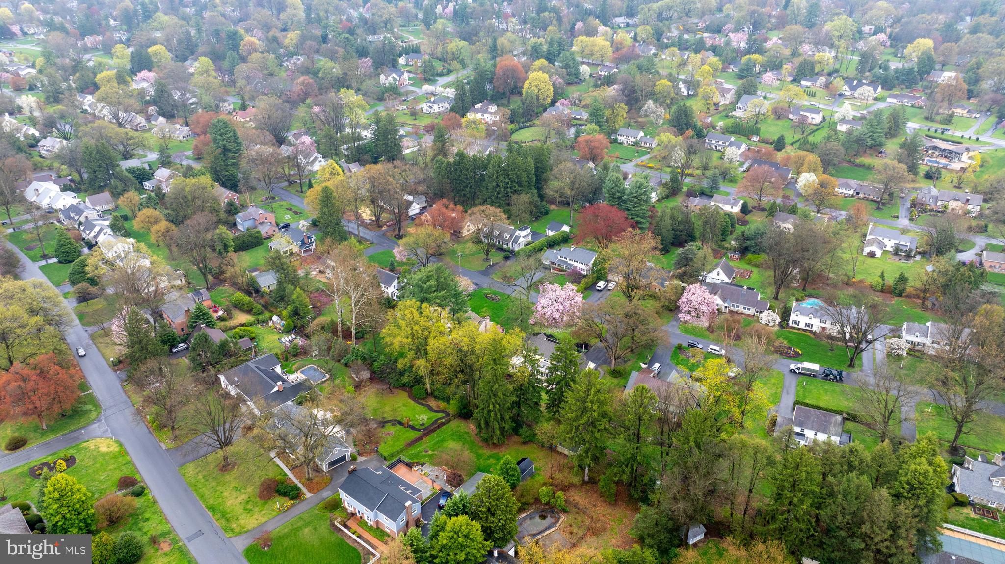 SCHOOL LANE HILLS - Residential