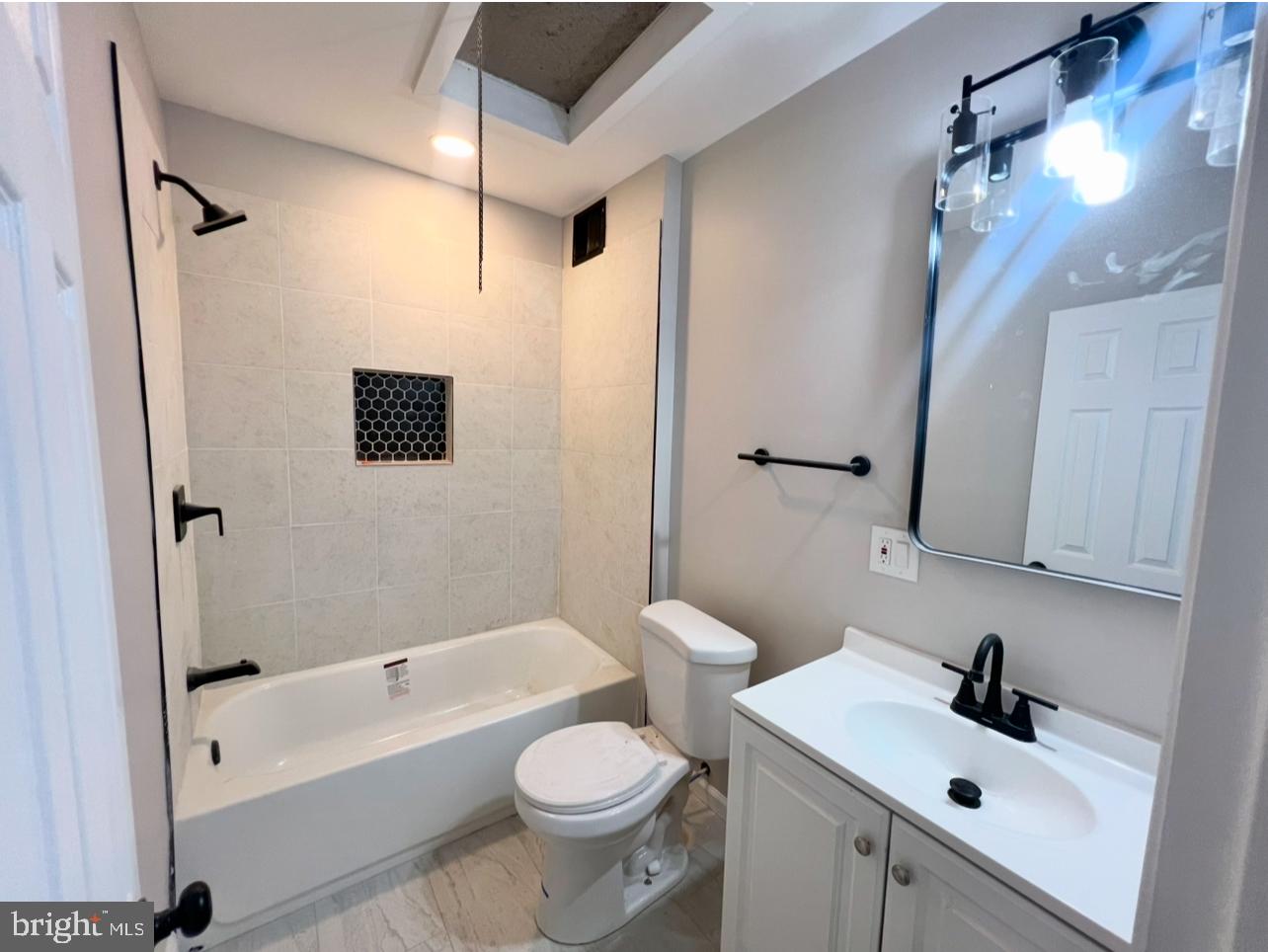 WEST PHILADELPHIA - Residential Lease