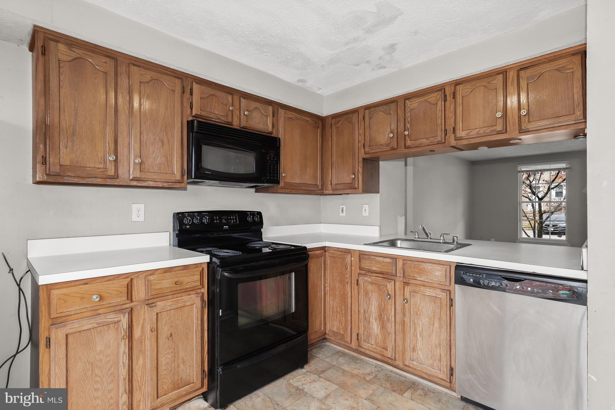 PARKVIEW TRAIL - Residential