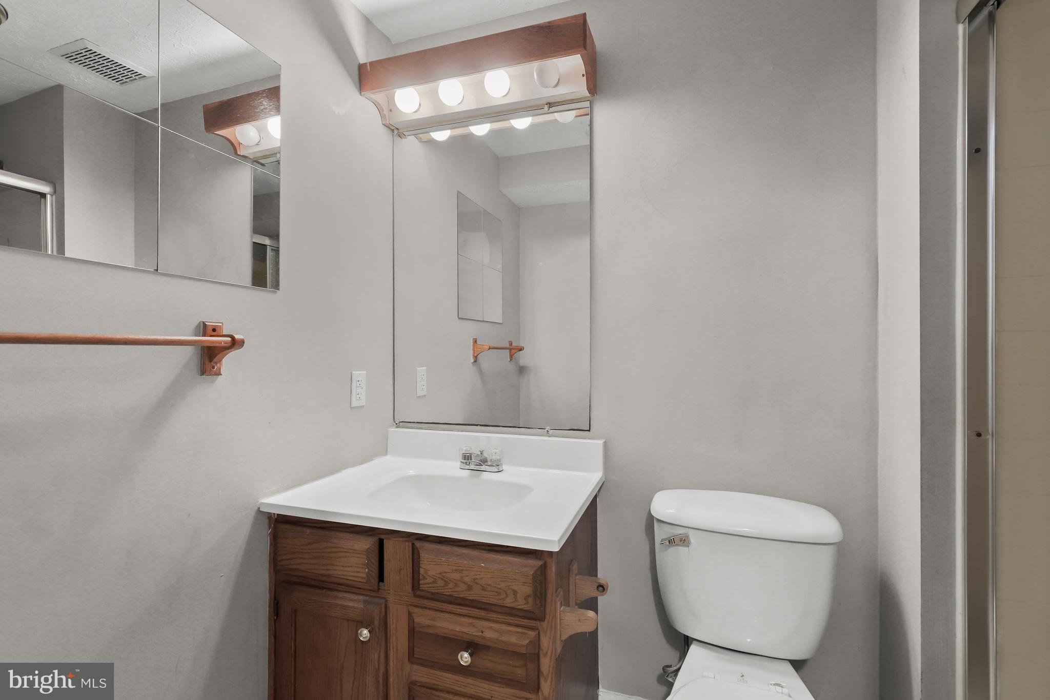 PARKVIEW TRAIL - Residential