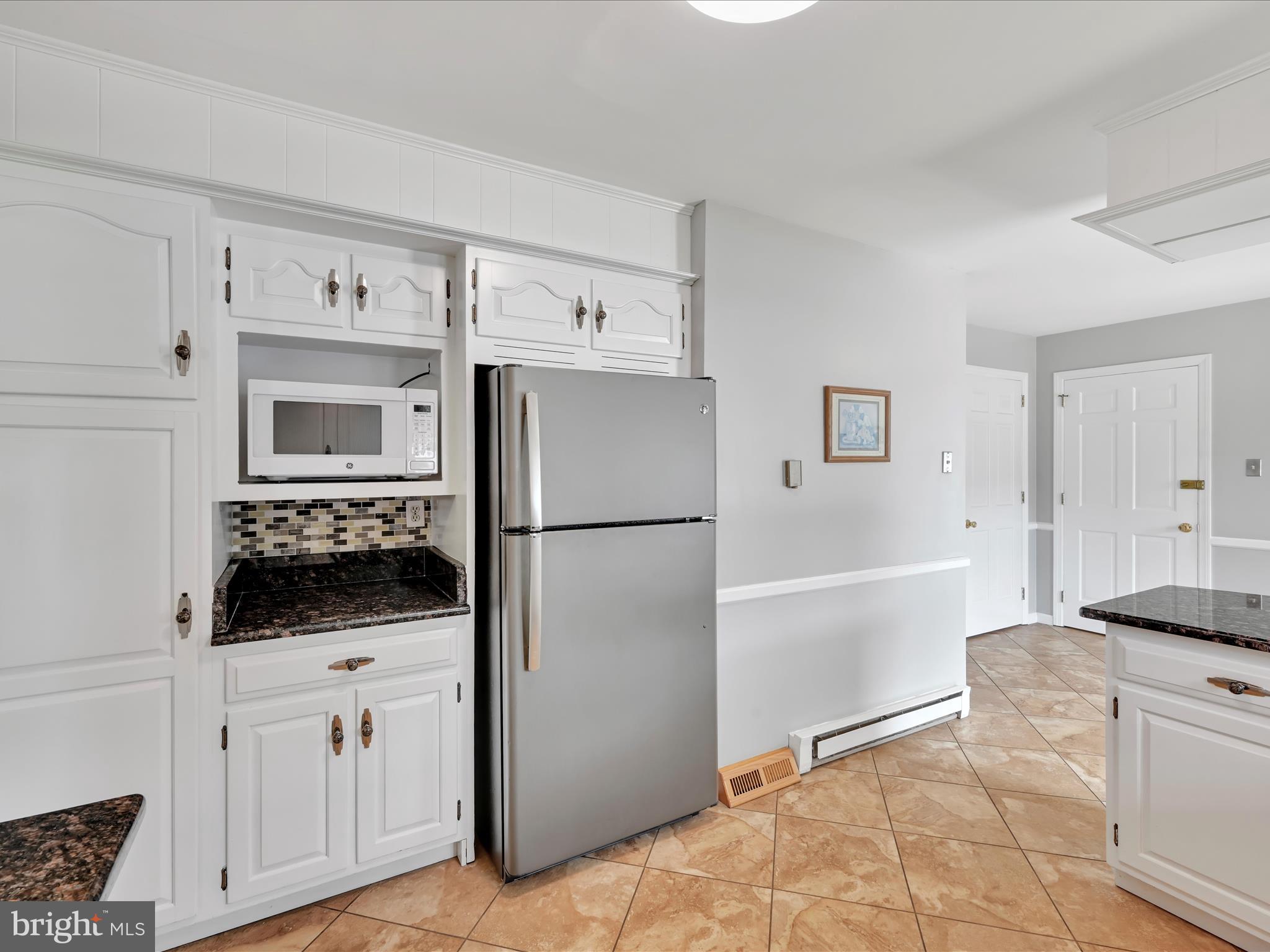 HI VIEW ESTATES - Residential