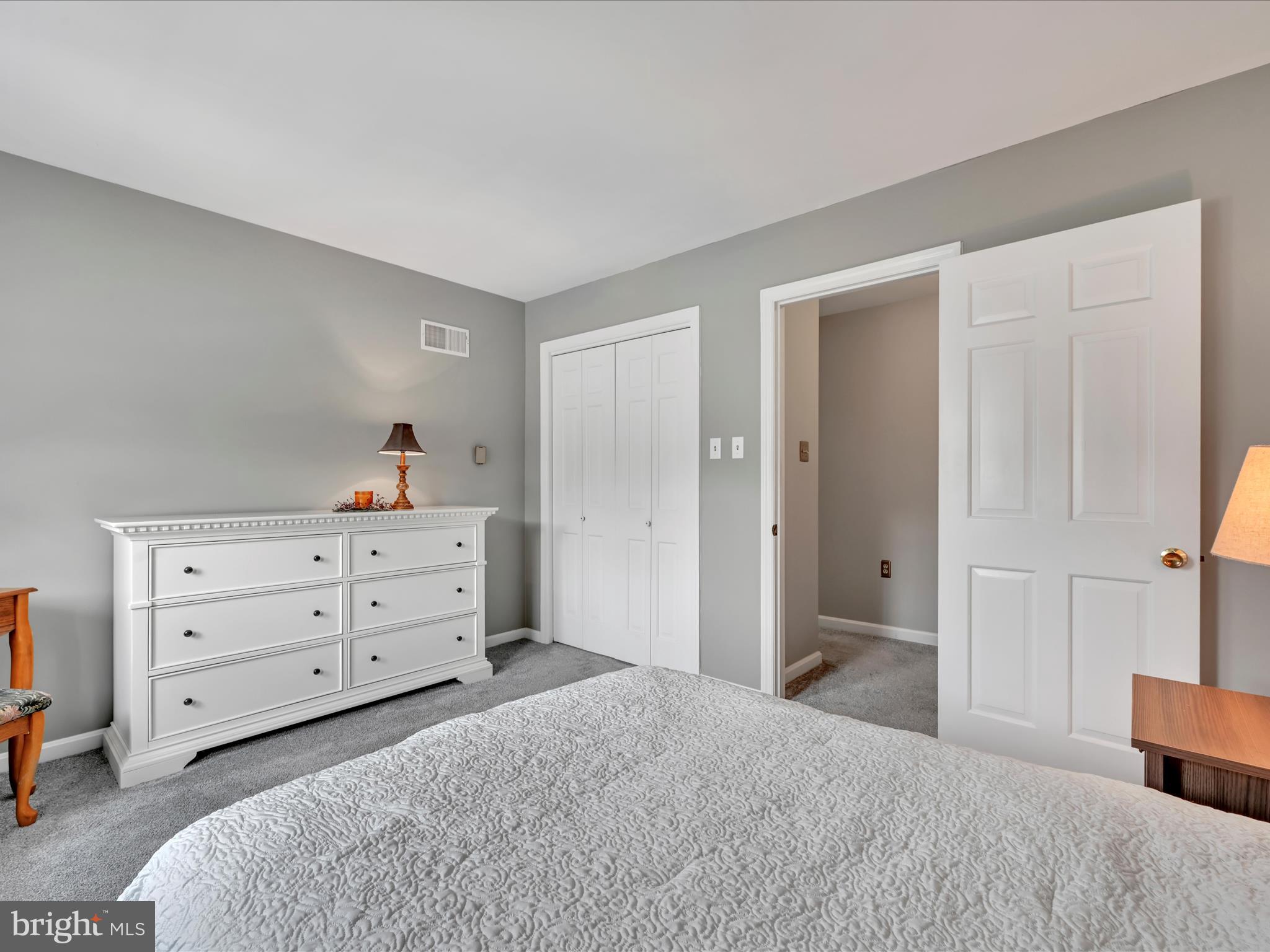 HI VIEW ESTATES - Residential