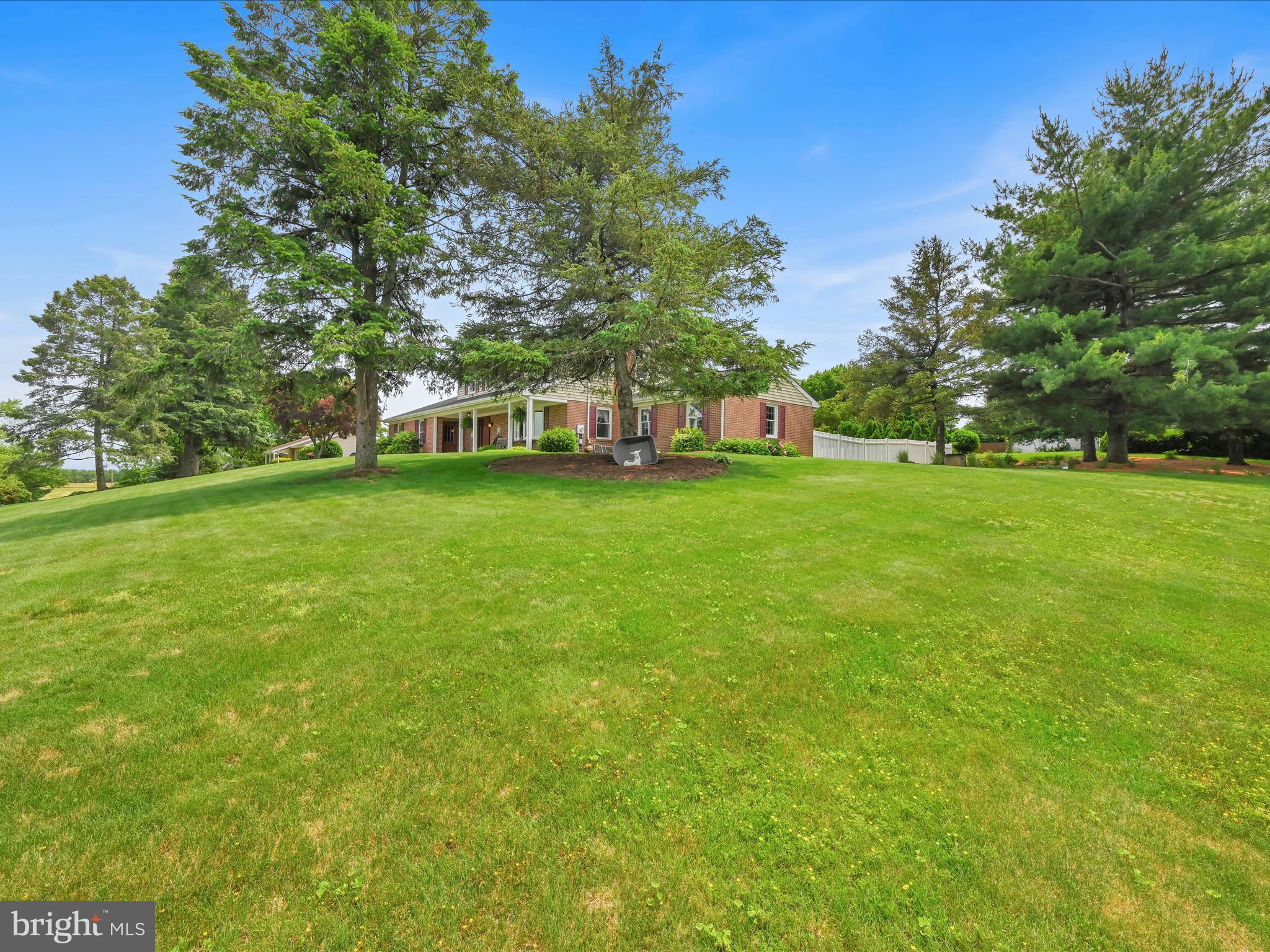 HI VIEW ESTATES - Residential
