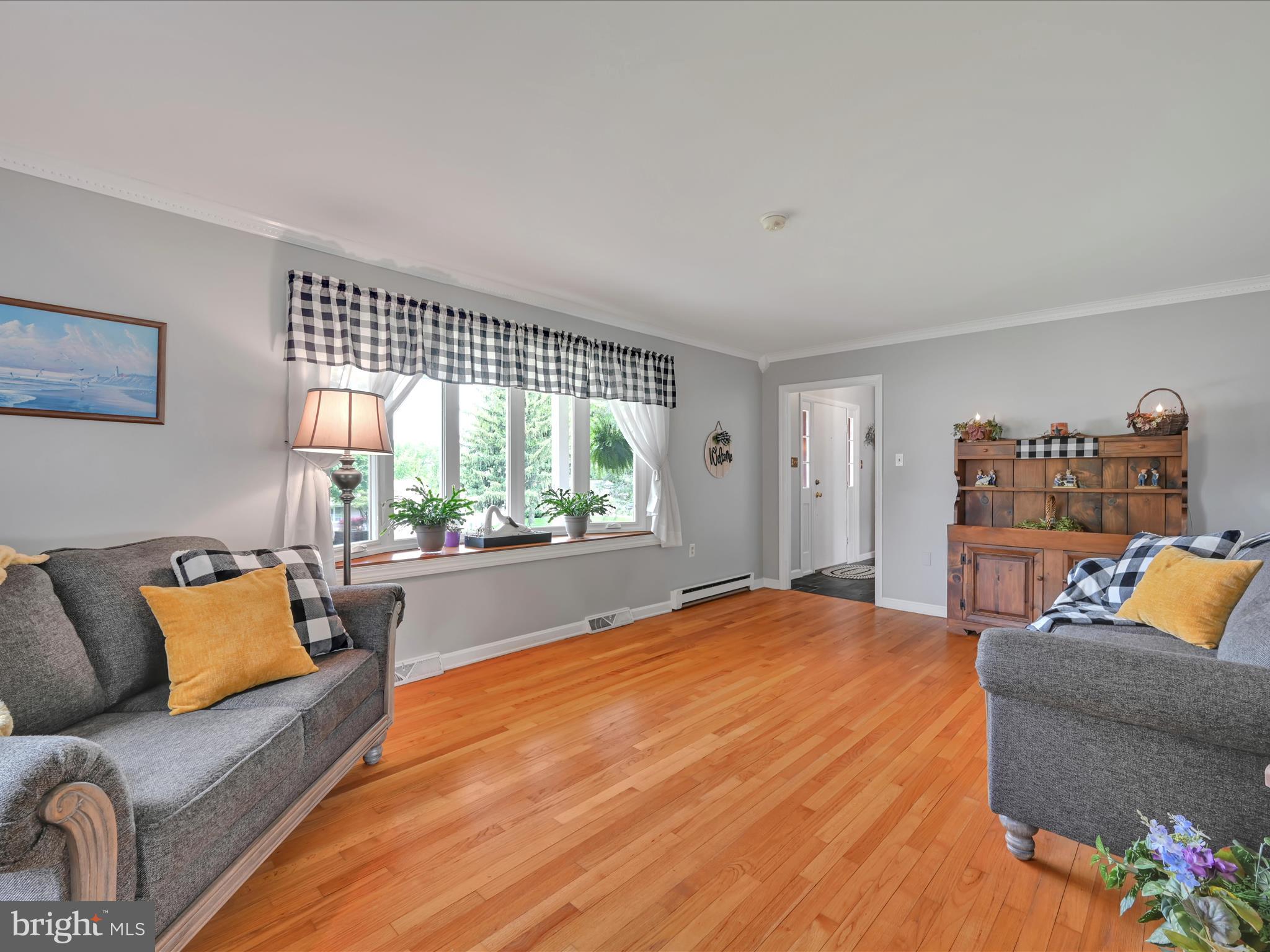 HI VIEW ESTATES - Residential