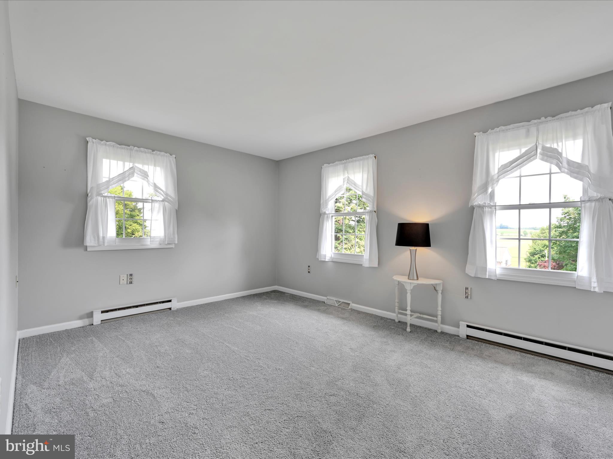 HI VIEW ESTATES - Residential