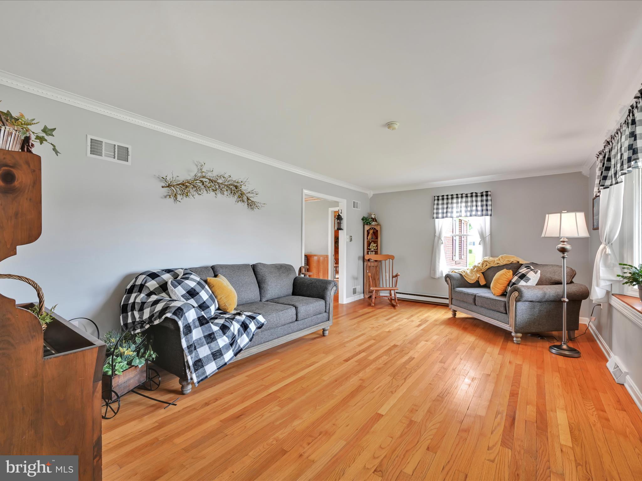 HI VIEW ESTATES - Residential