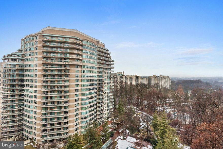 Absolutely stunning upper-level apt at Parc Somerset w/ an inviting entry foyer, large LR w/ wall of windows + glass door to balcony w/ stunning SW views, formal DR, gourmet kitchen w/ adjacent breakfast room, large master suite, guest suite, and den/3rd BR. 2-car reserved garage parking, reserved storage, front desk concierge, pools, gym, and tennis courts.