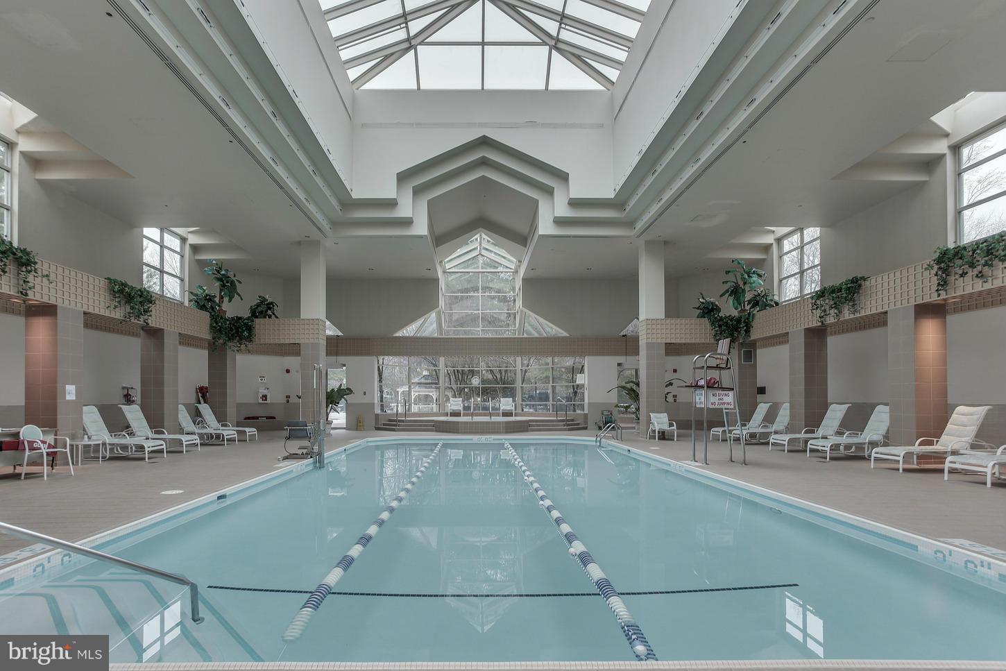 SOMERSET HOUSE CONDOS - Residential