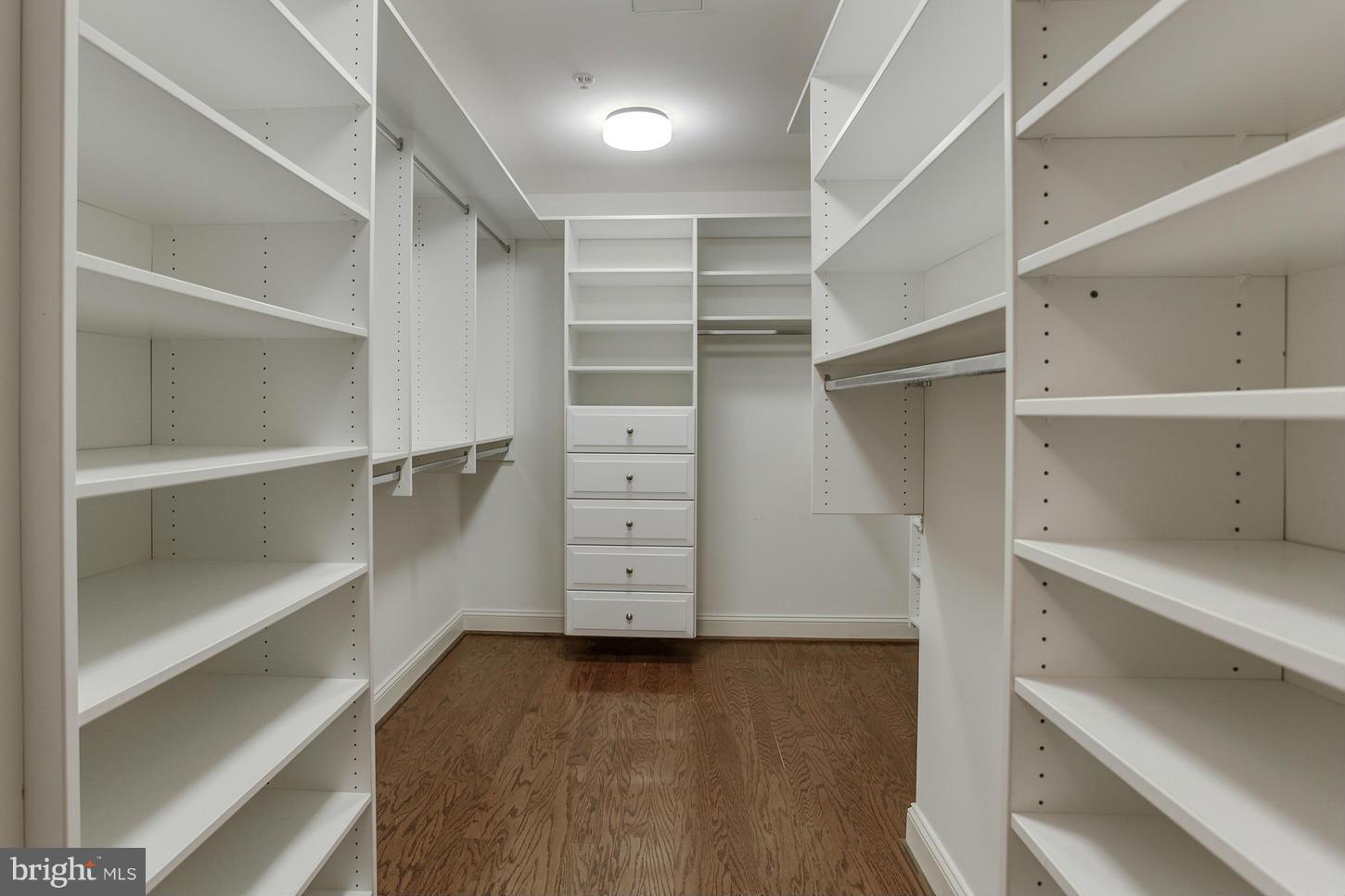 SOMERSET HOUSE CONDOS - Residential