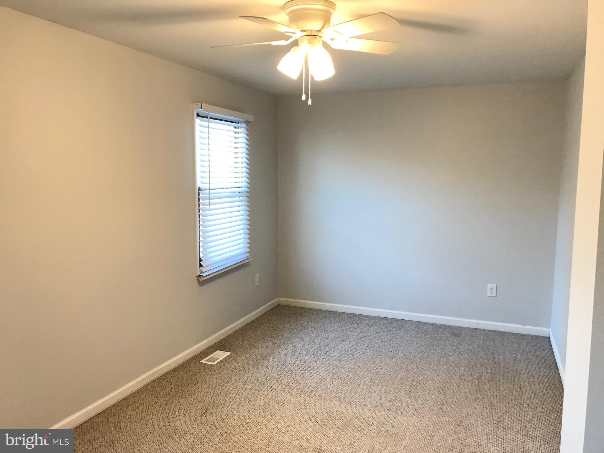 BREEZEWOOD FOREST EAST - Residential Lease