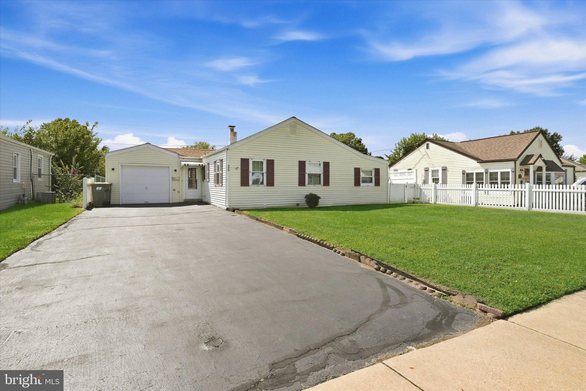 35 LYNBROOK ROAD