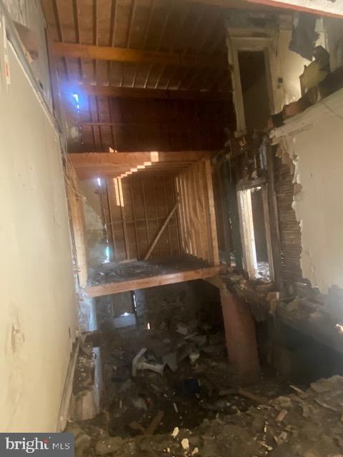 3818 WOODHAVEN AVENUE