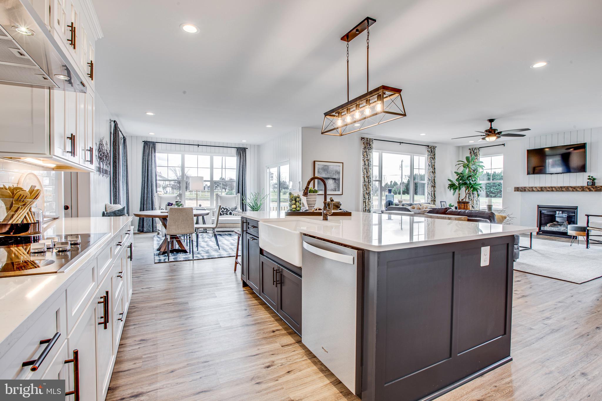 5 SEAGRASS COURT