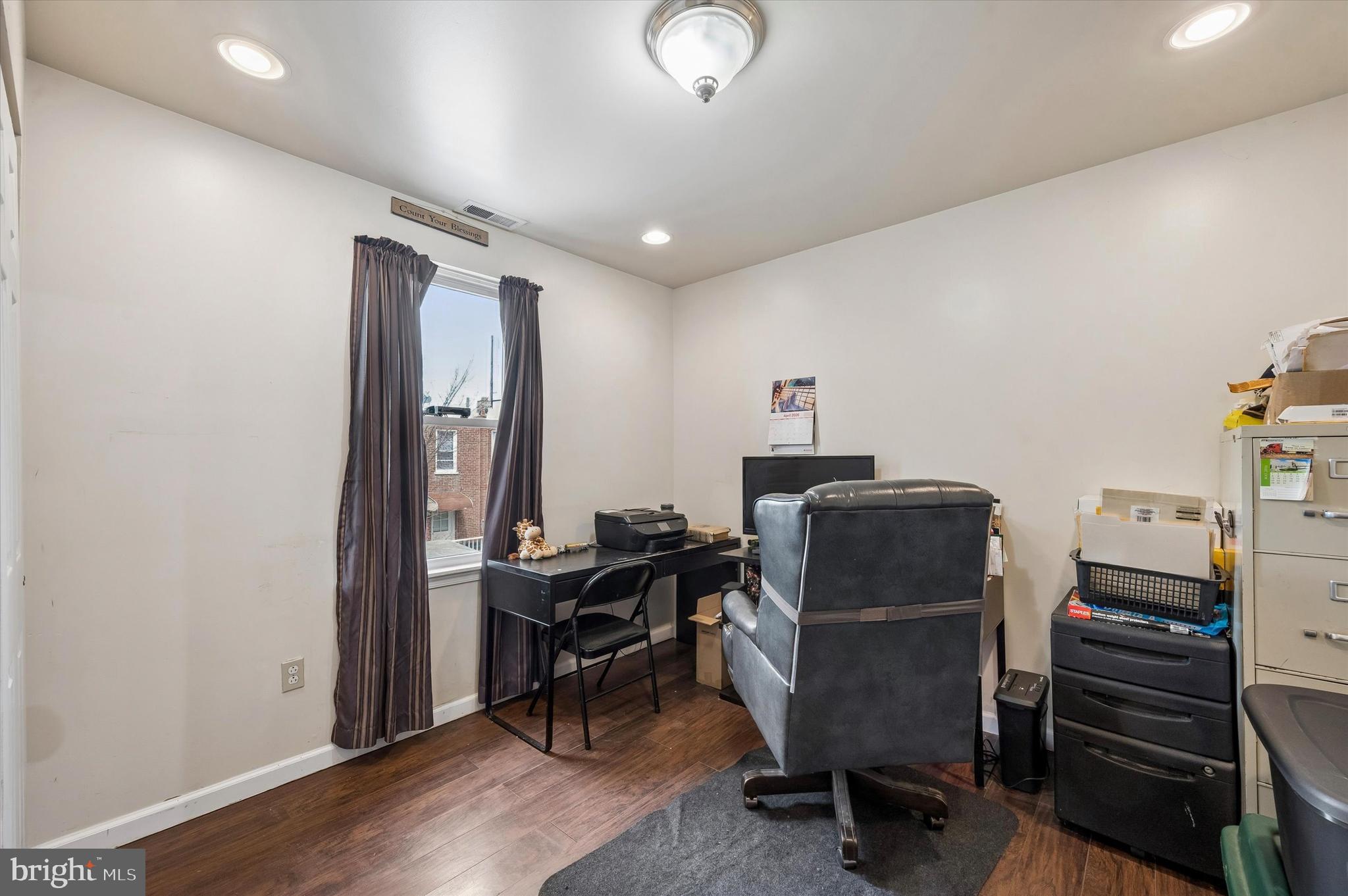 LANSDOWNE - Residential