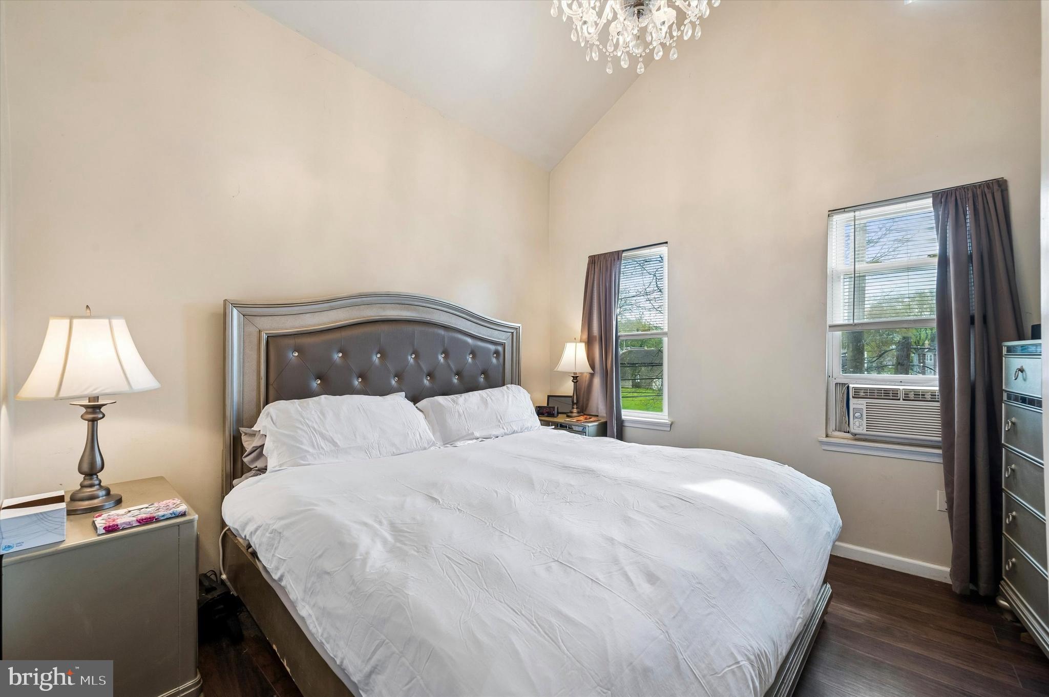 LANSDOWNE - Residential