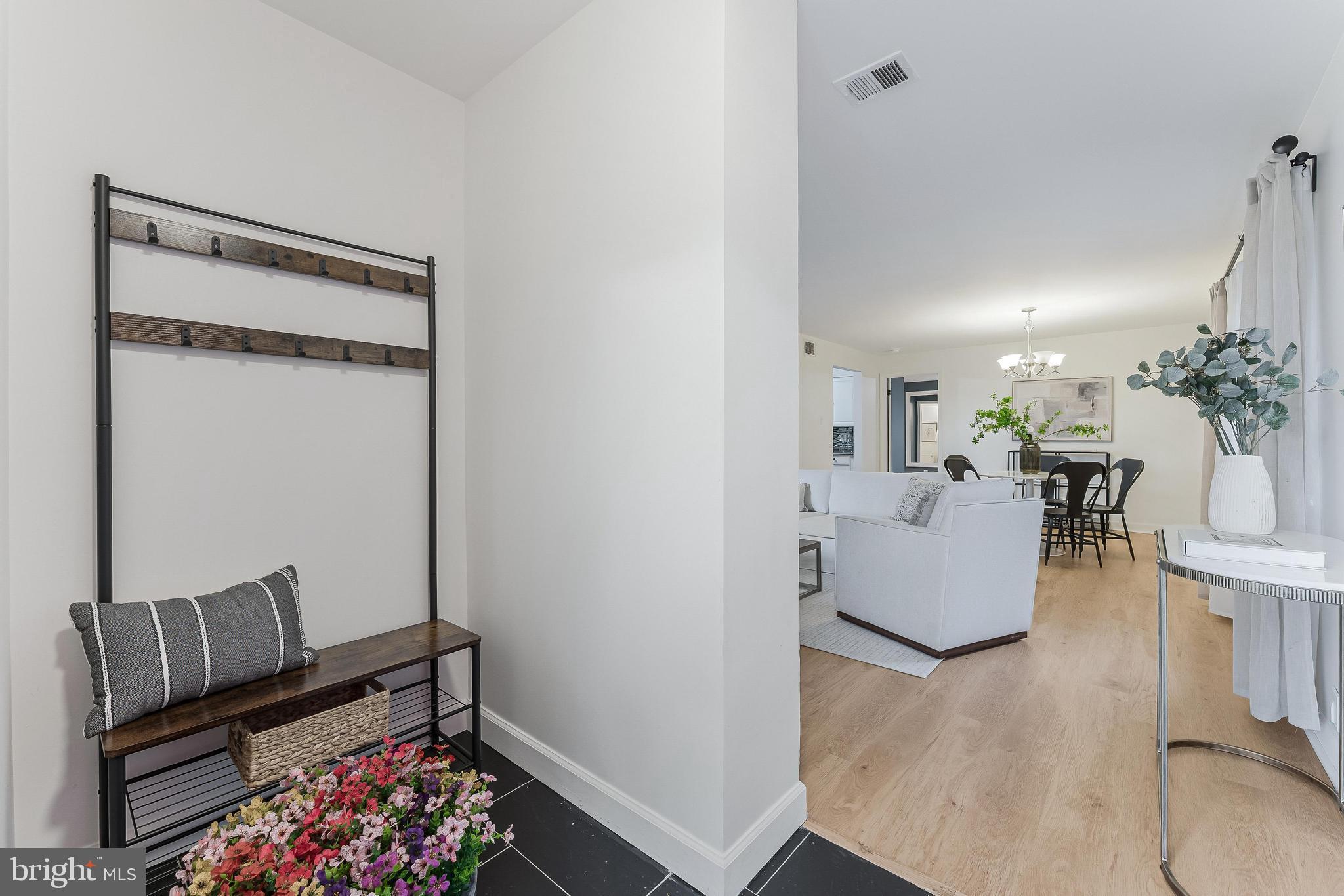 3460 SUMMIT COURT NE 3460