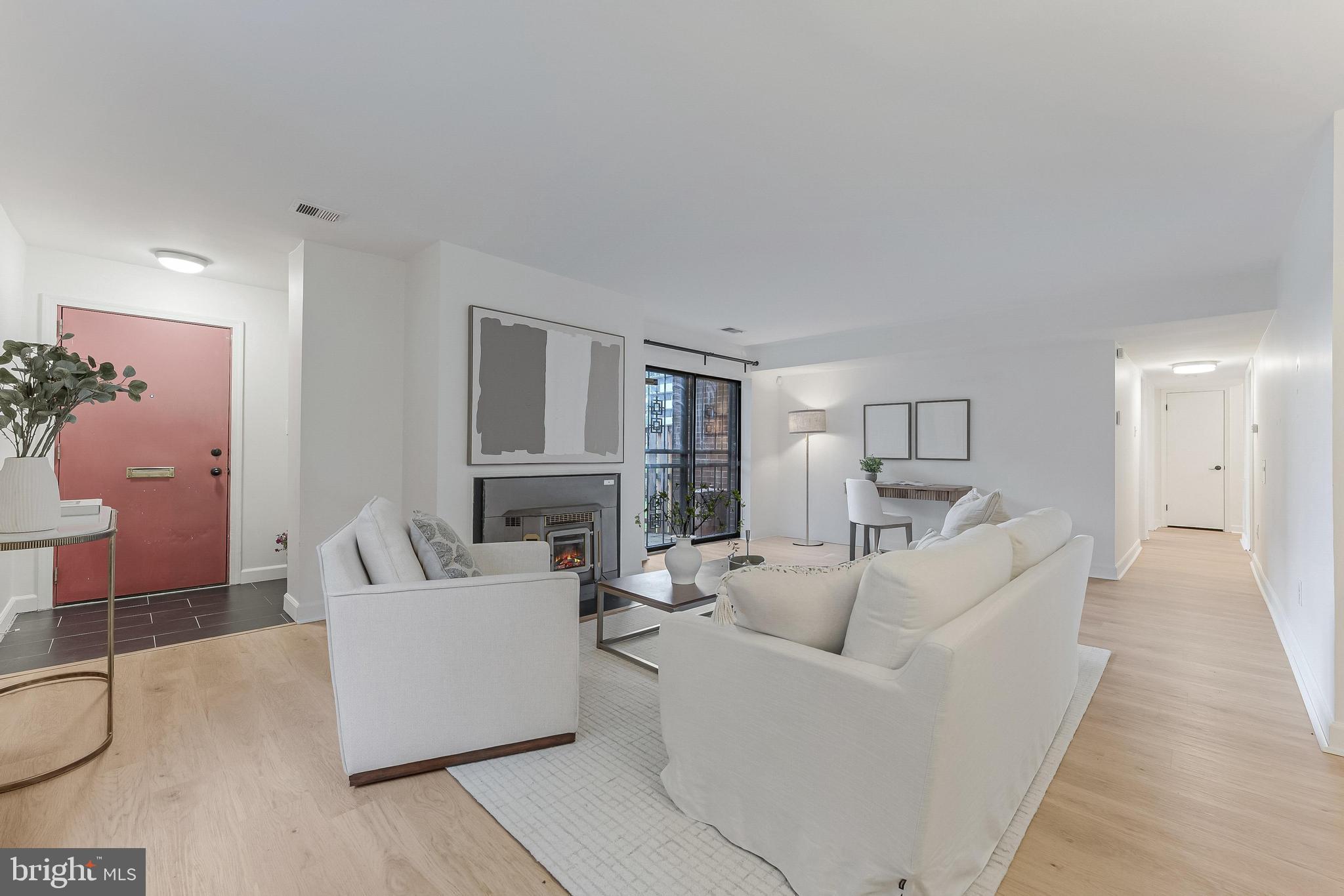 3460 SUMMIT COURT NE 3460