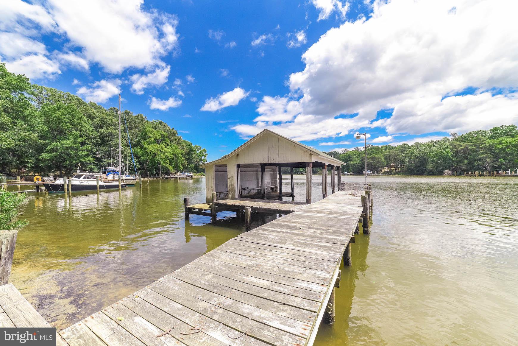 SAINT MARYS CITY - Residential