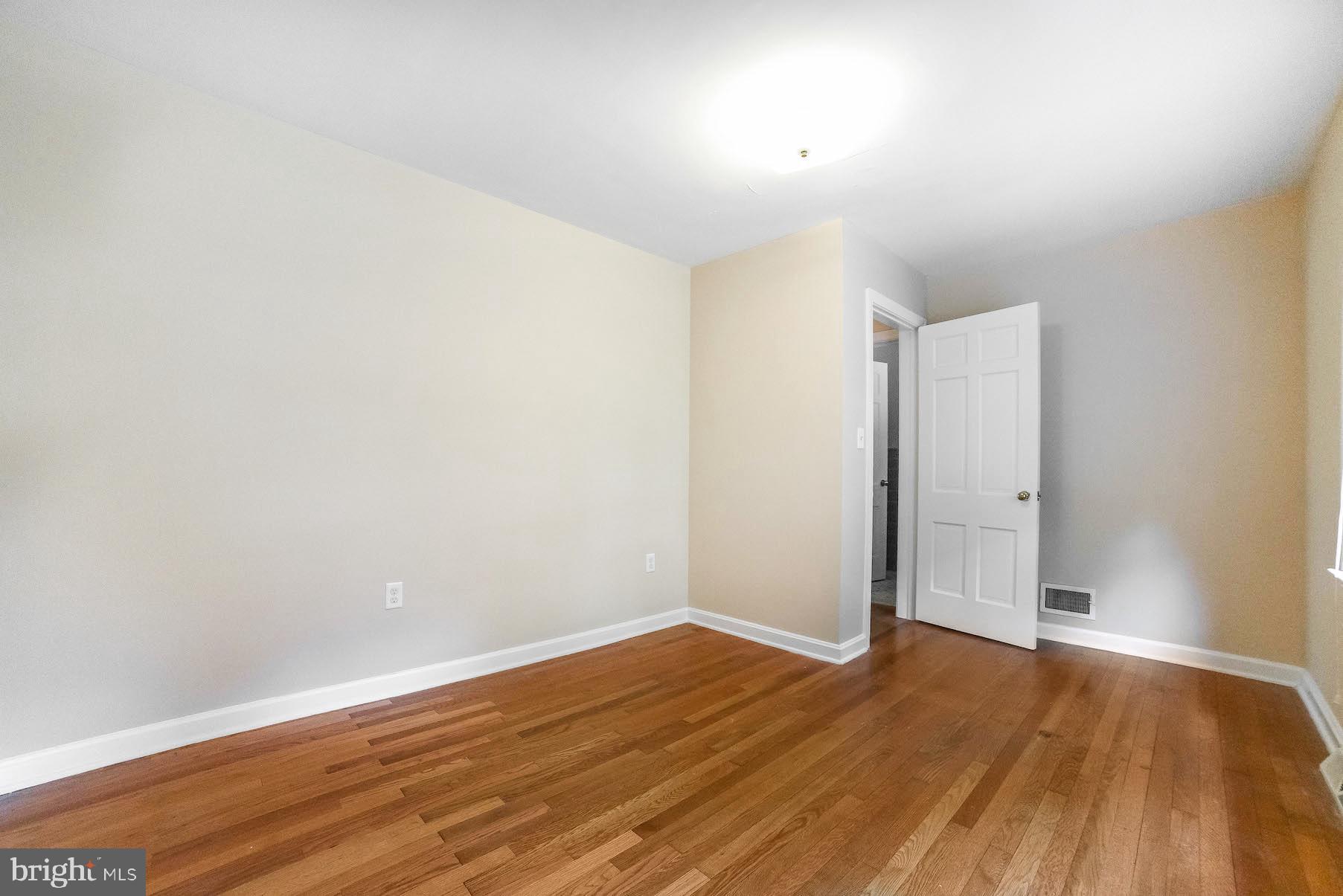 SAINT MARYS CITY - Residential