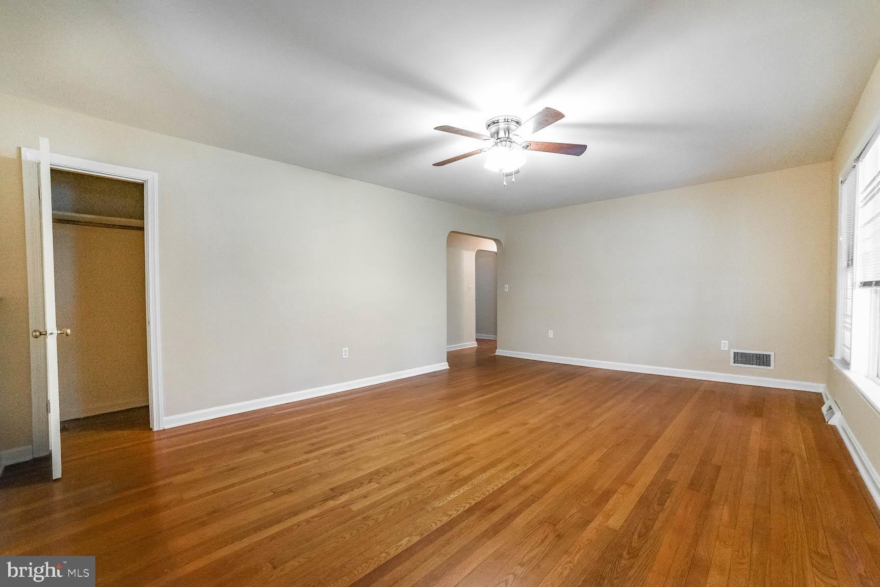 SAINT MARYS CITY - Residential