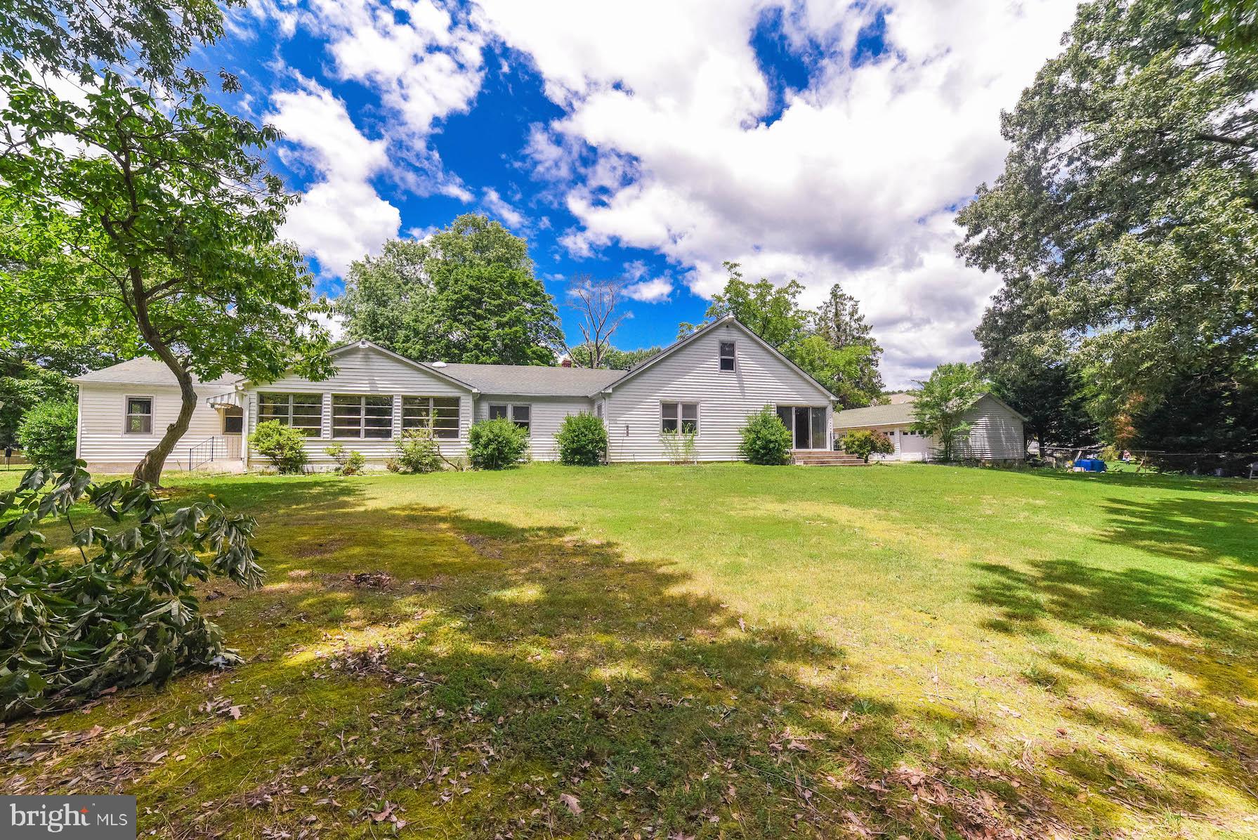 SAINT MARYS CITY - Residential