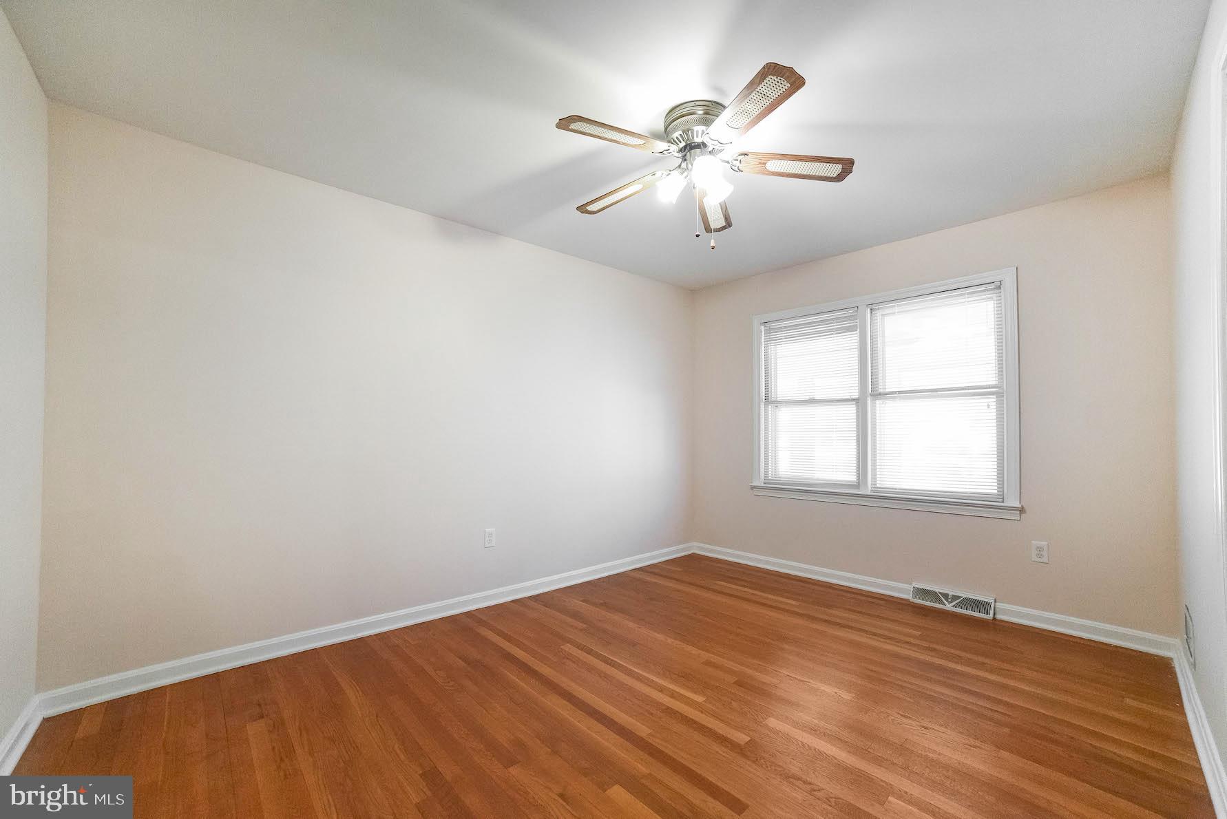 SAINT MARYS CITY - Residential