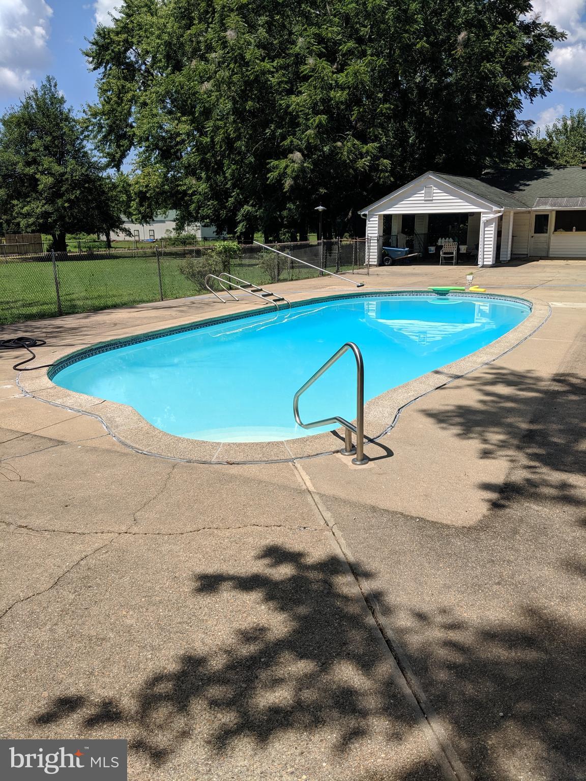 SAINT MARYS CITY - Residential