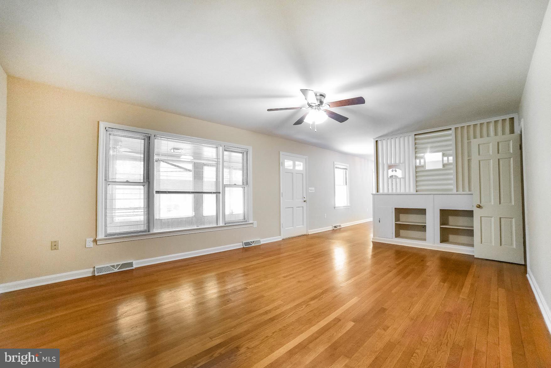 SAINT MARYS CITY - Residential