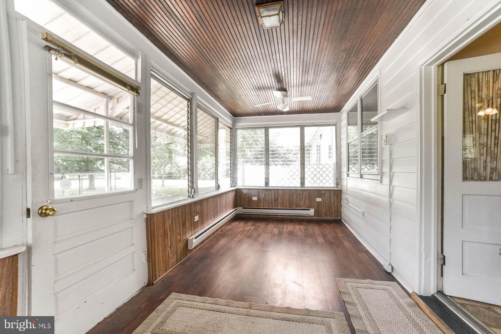 SAINT MARYS CITY - Residential