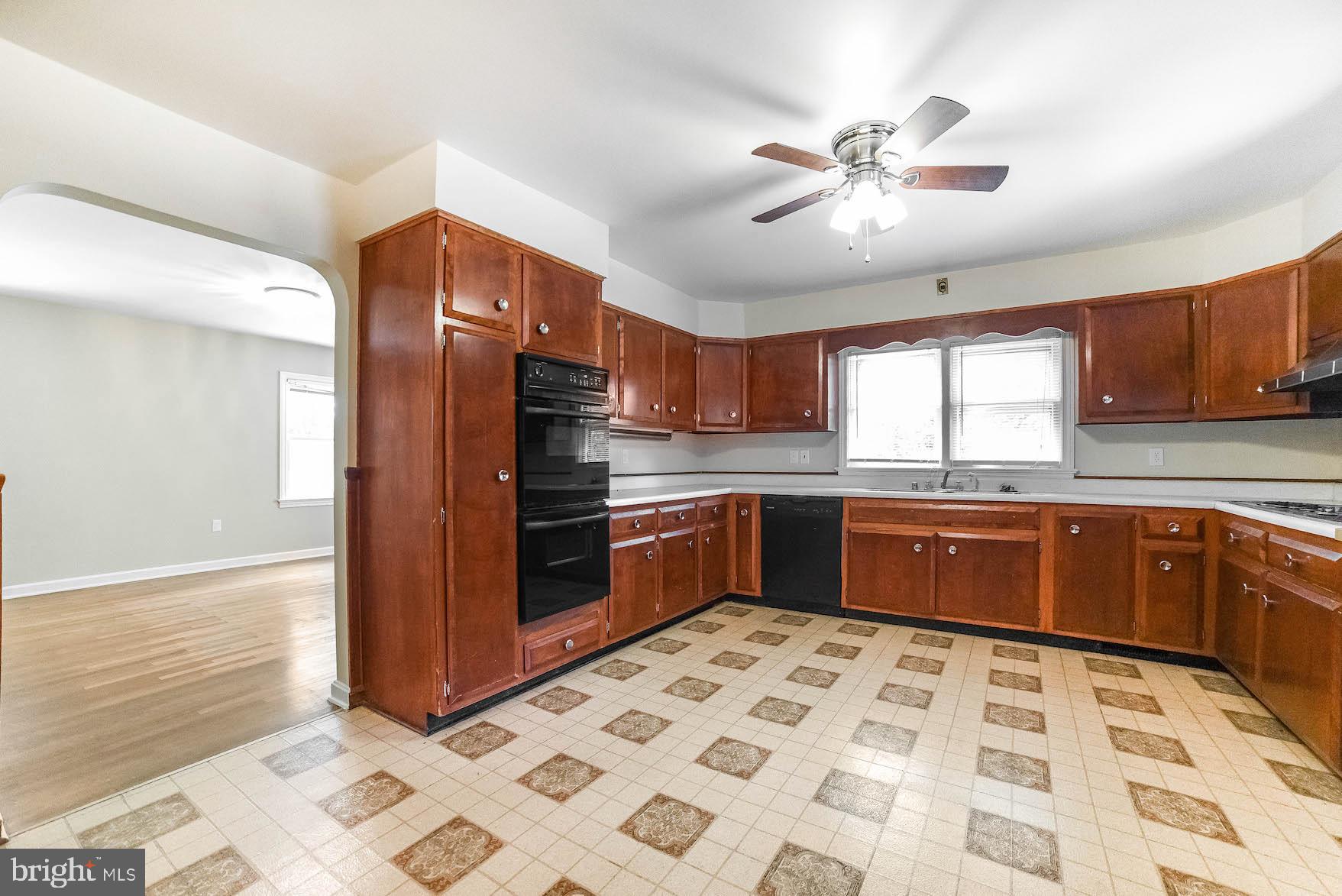 SAINT MARYS CITY - Residential