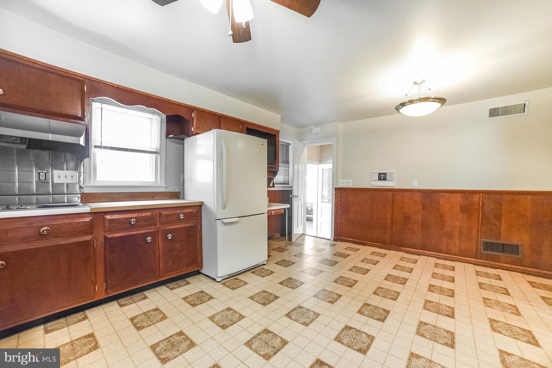 SAINT MARYS CITY - Residential