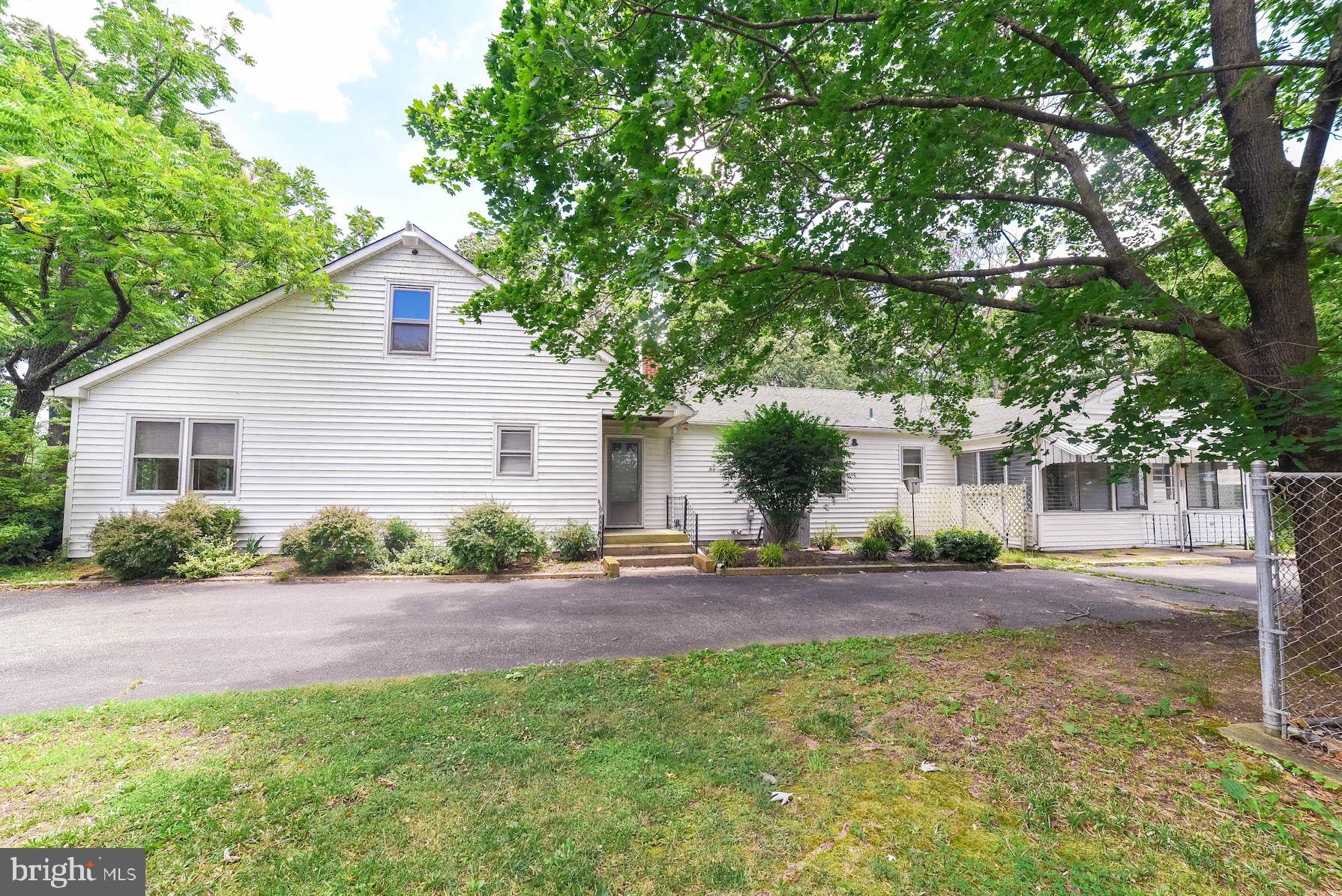 SAINT MARYS CITY - Residential