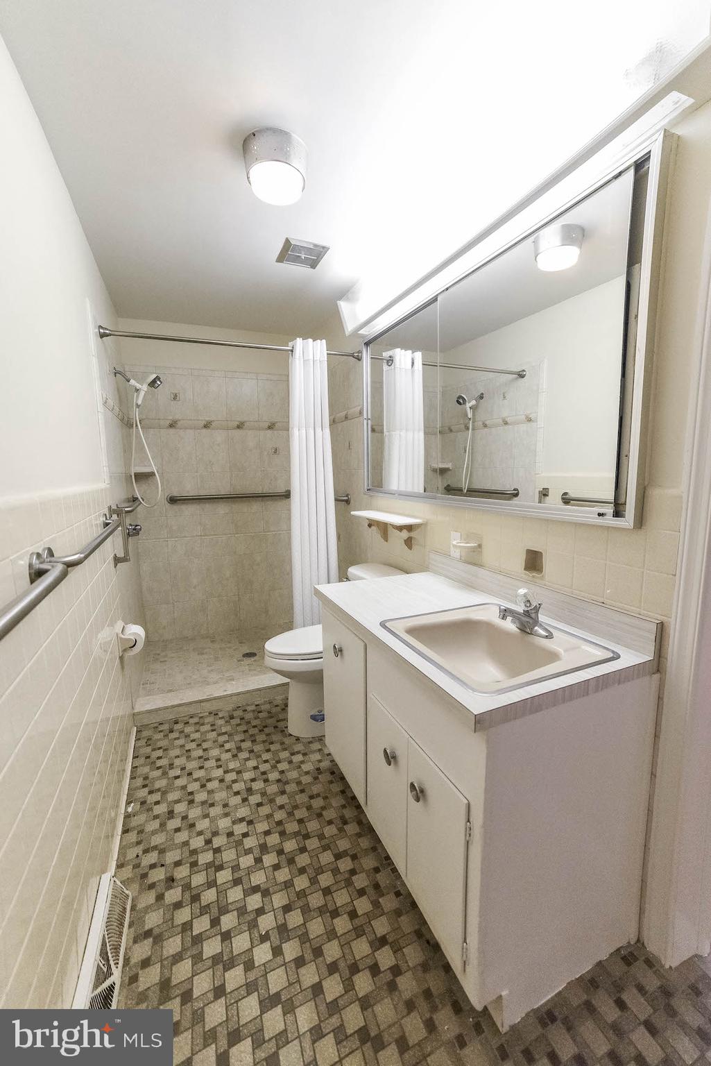 SAINT MARYS CITY - Residential