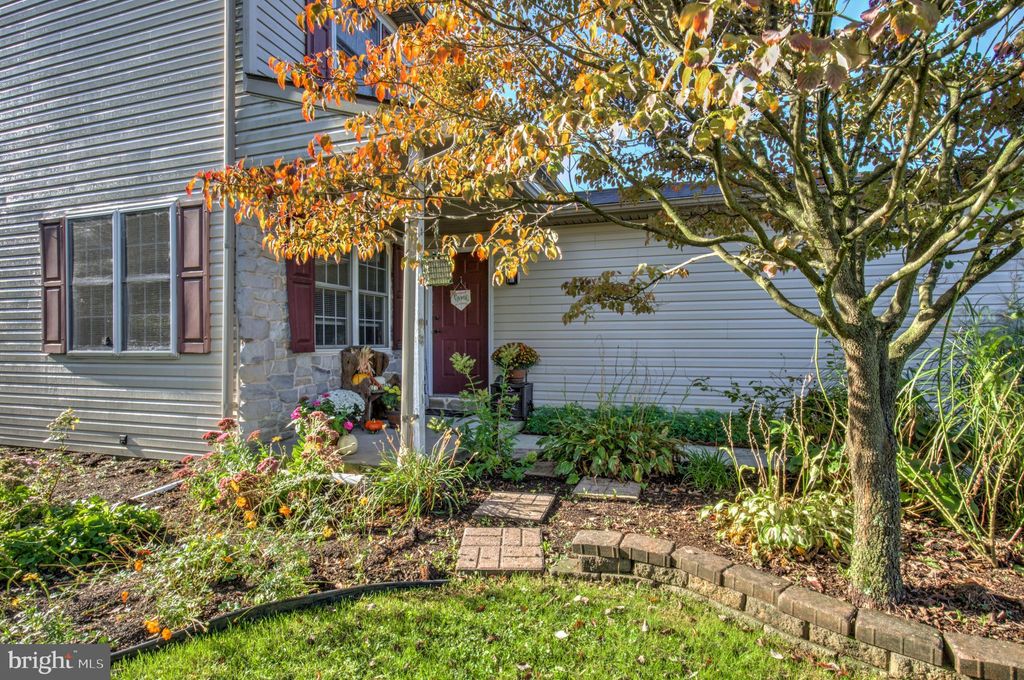 Photo of 51 Evans Drive, QUARRYVILLE, PA 17566 (MLS # PALA2077060)