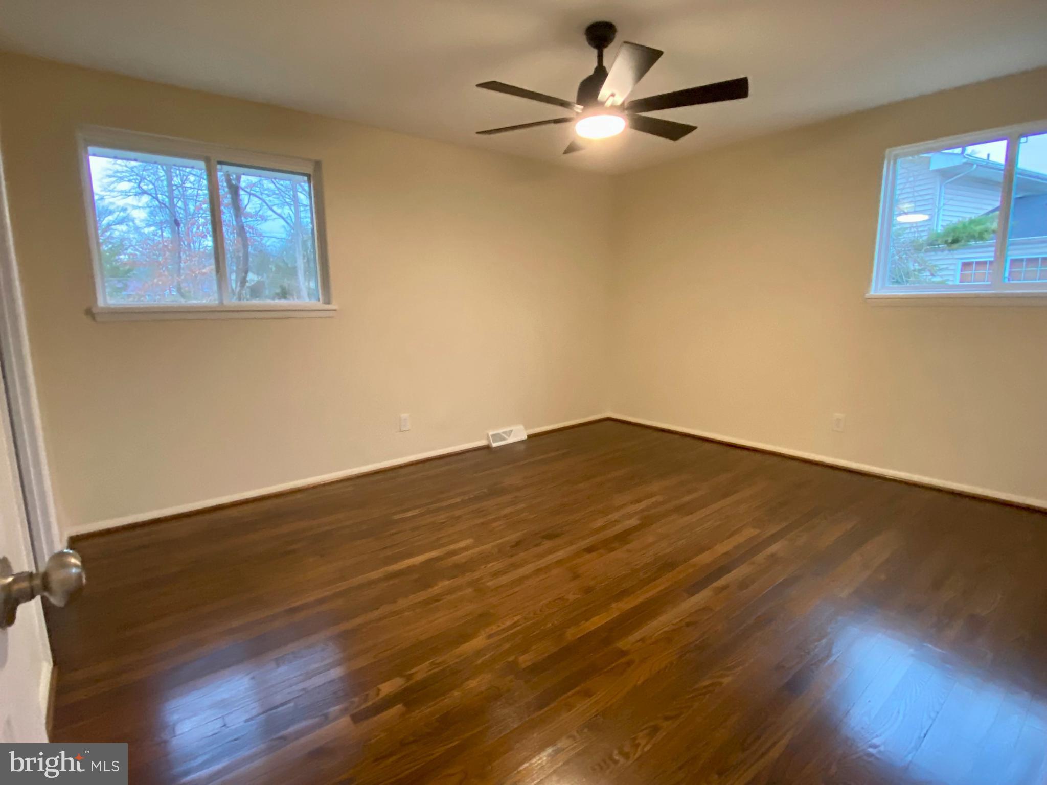 FOREST KNOLLS - Residential