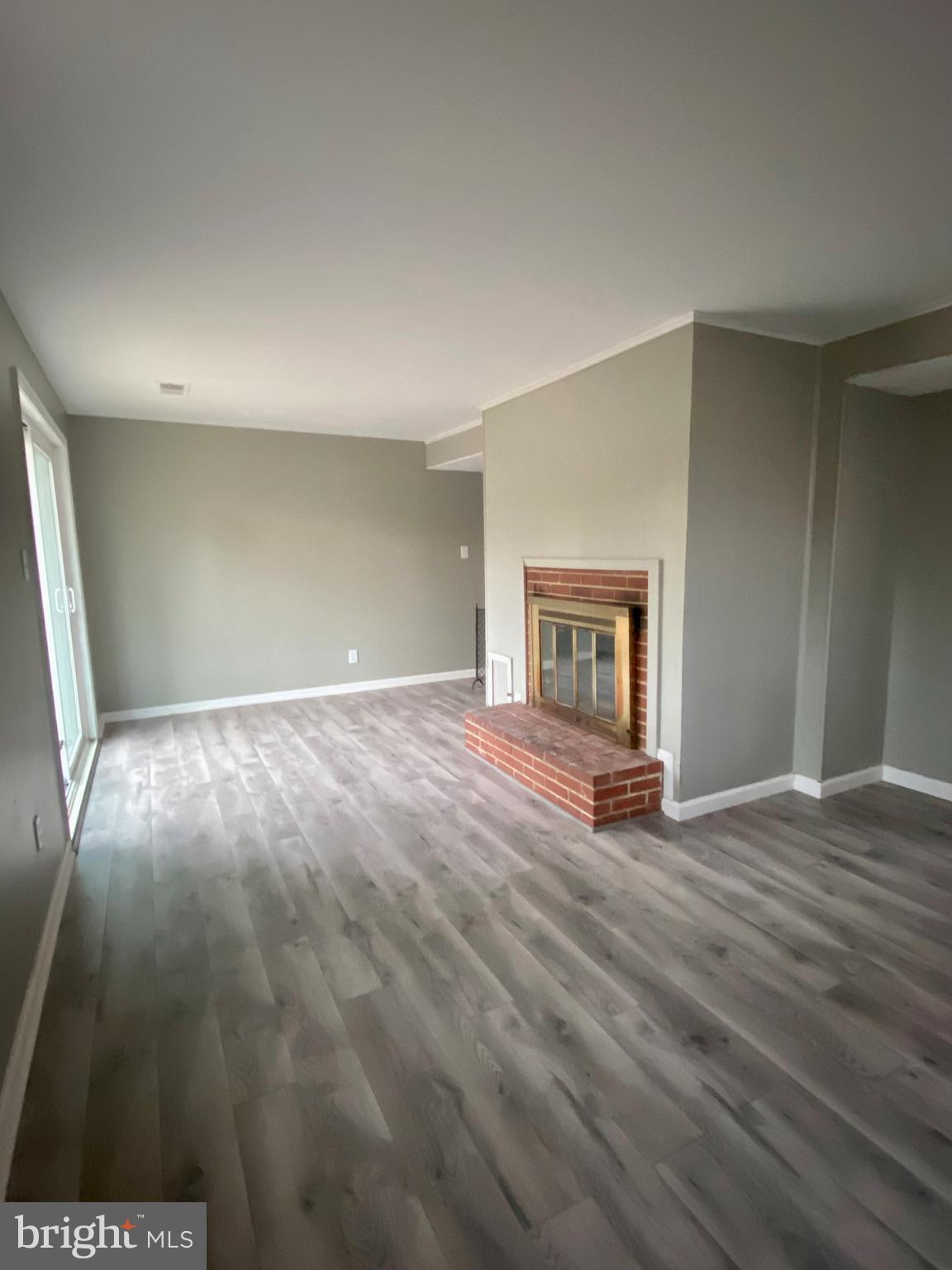 FOREST KNOLLS - Residential