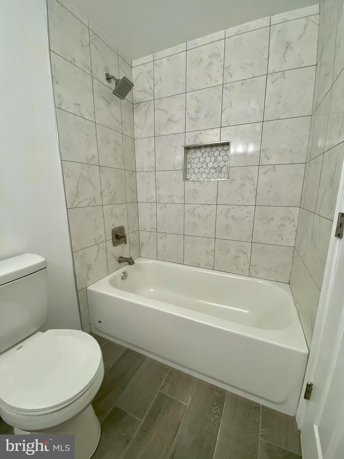 FOREST KNOLLS - Residential