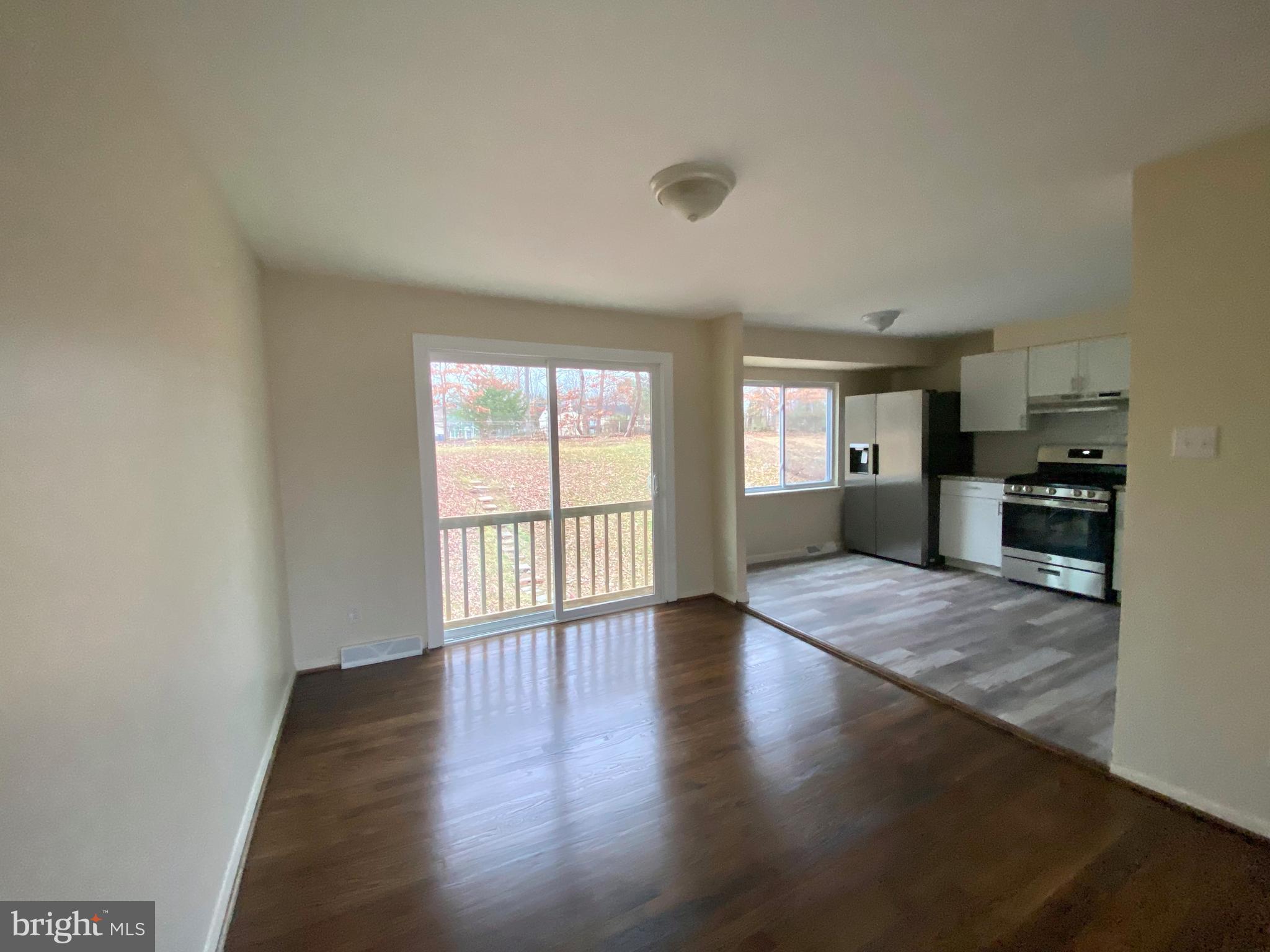 FOREST KNOLLS - Residential