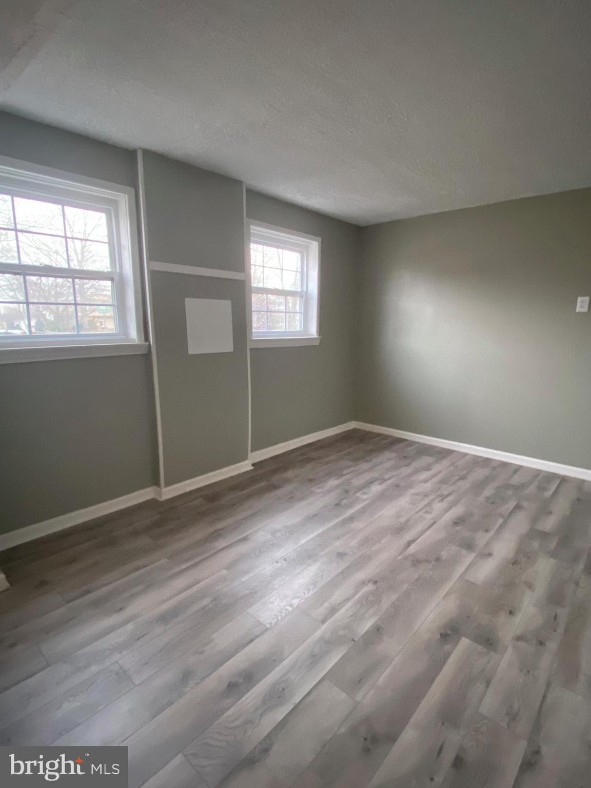 FOREST KNOLLS - Residential