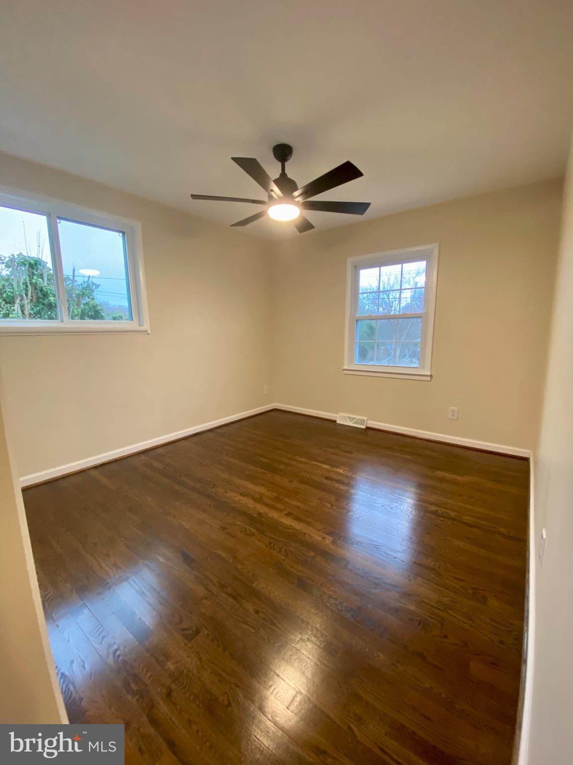 FOREST KNOLLS - Residential