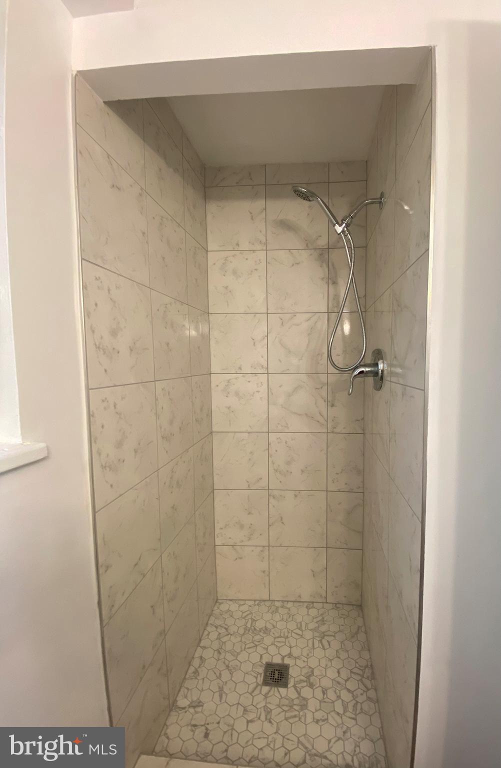 FOREST KNOLLS - Residential