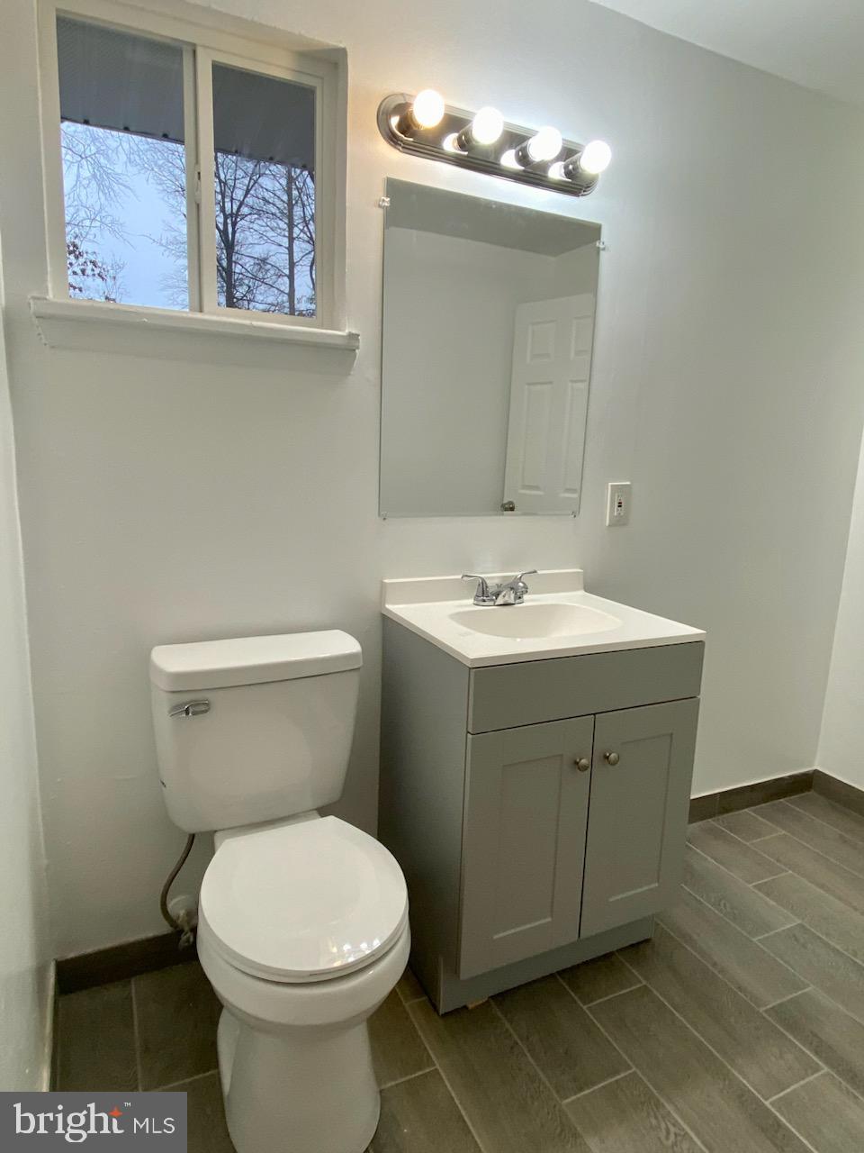 FOREST KNOLLS - Residential