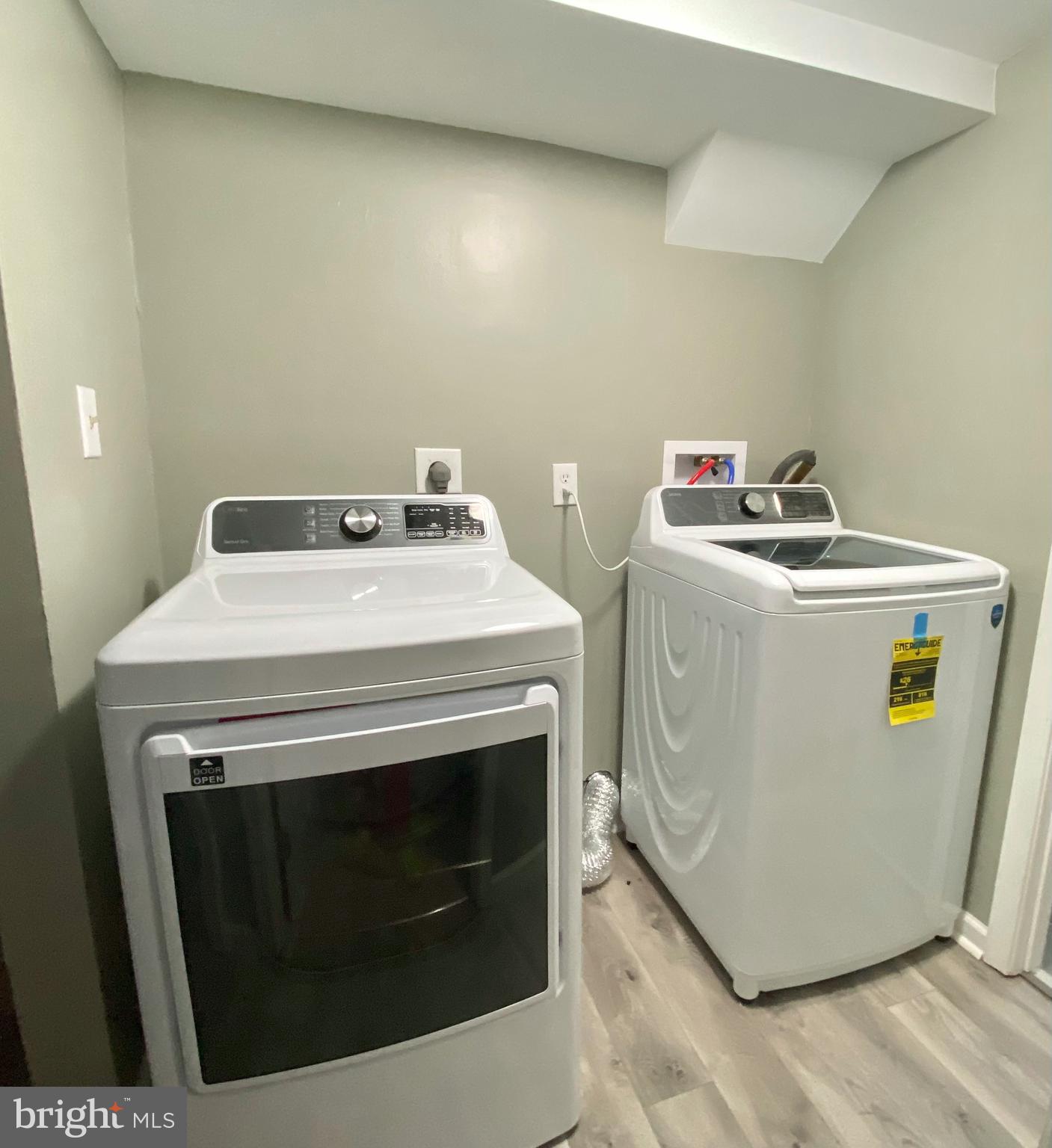 FOREST KNOLLS - Residential