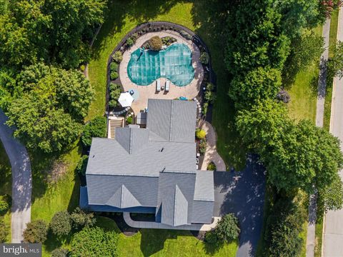 8427 TURNHOUSE COURT PASADENA MD 21122