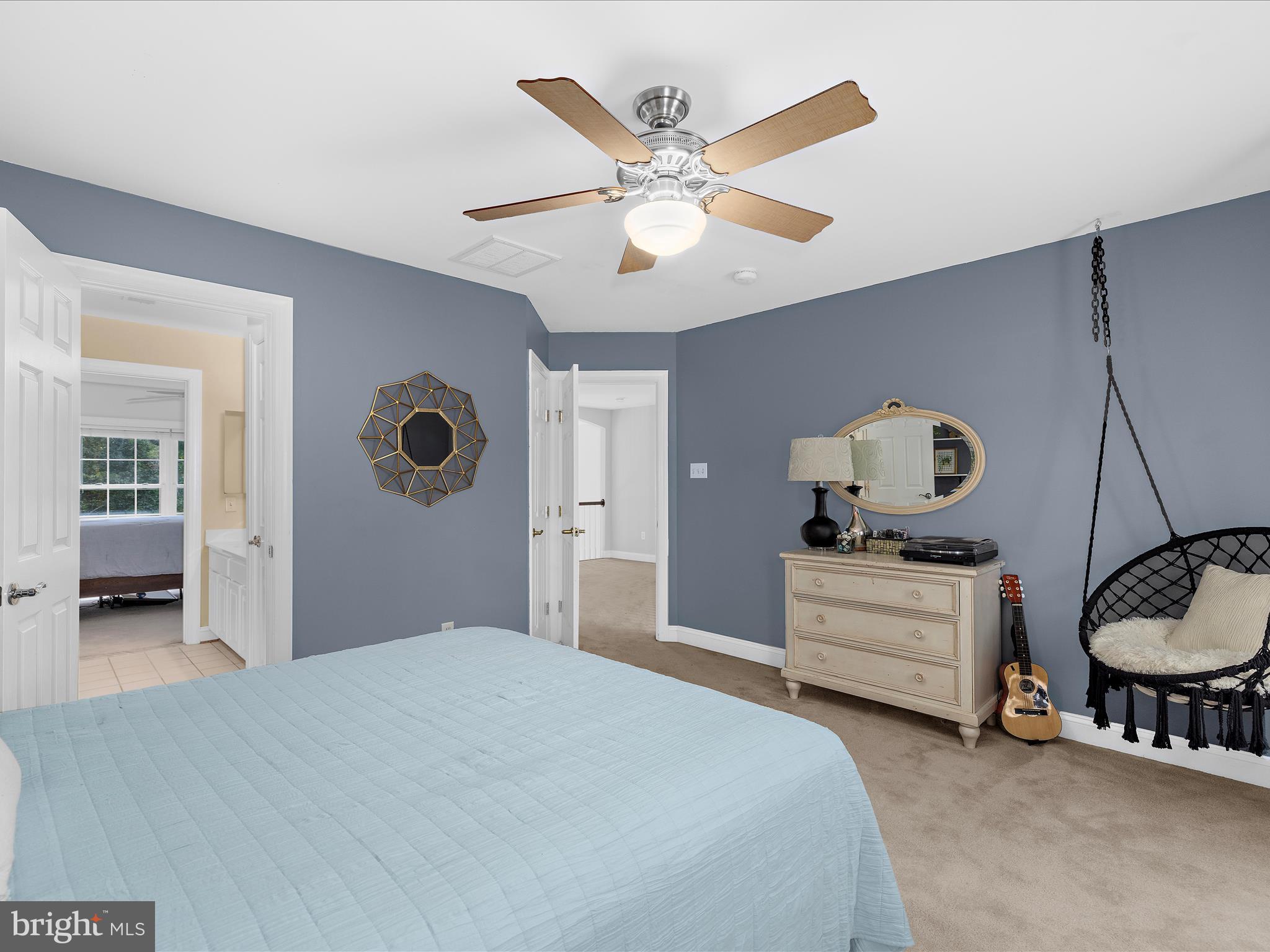 COMPASS POINTE - Residential