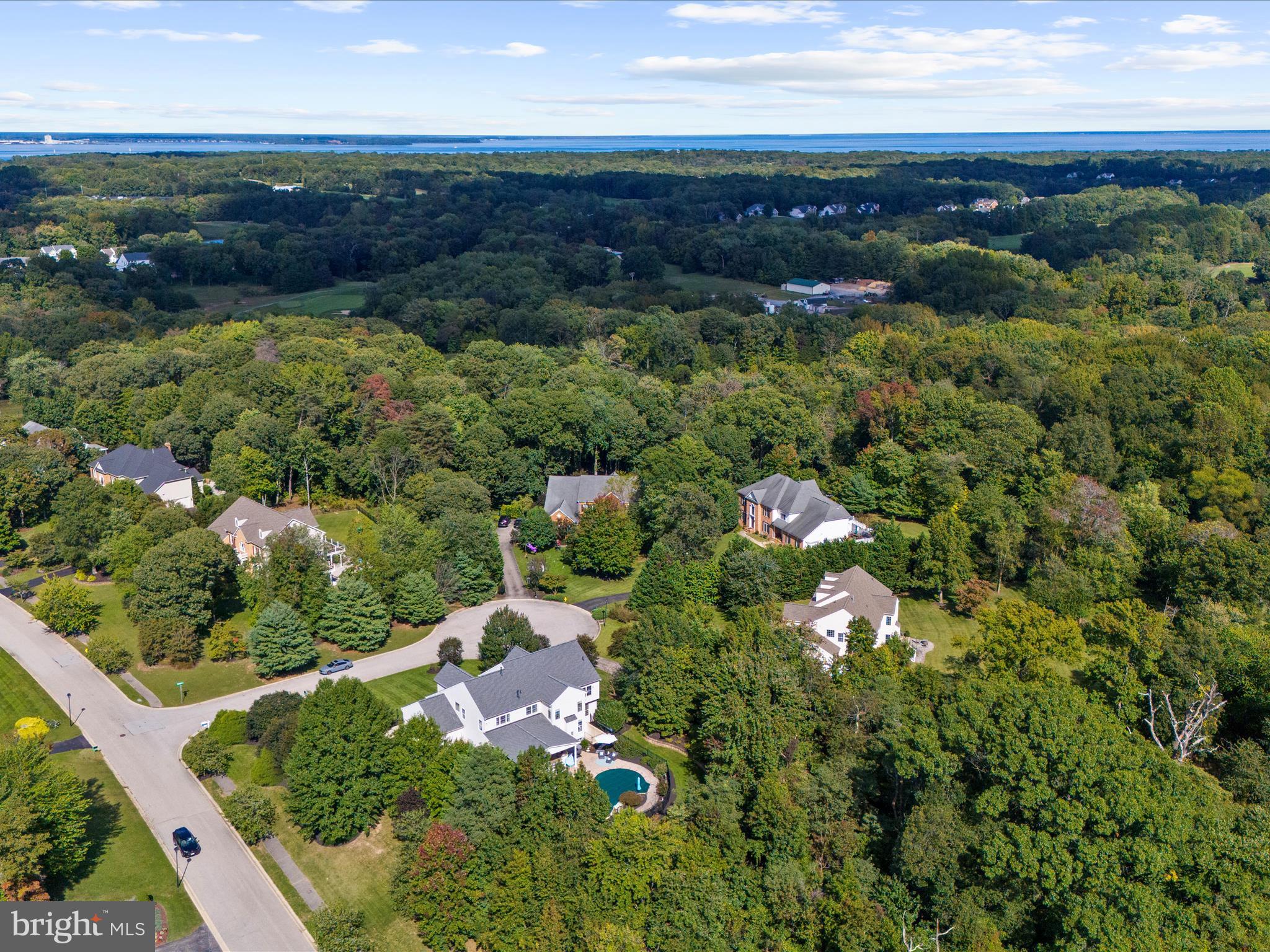 COMPASS POINTE - Residential