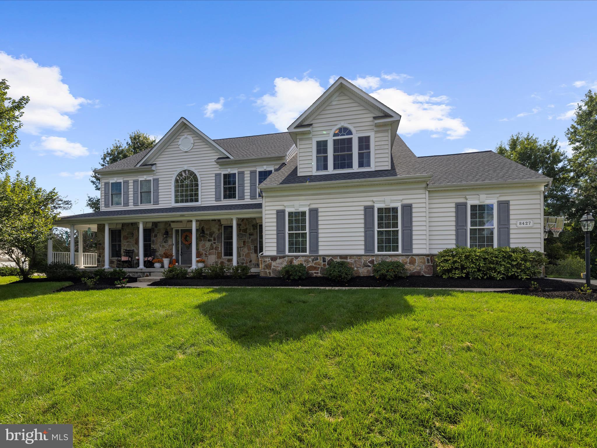 COMPASS POINTE - Residential