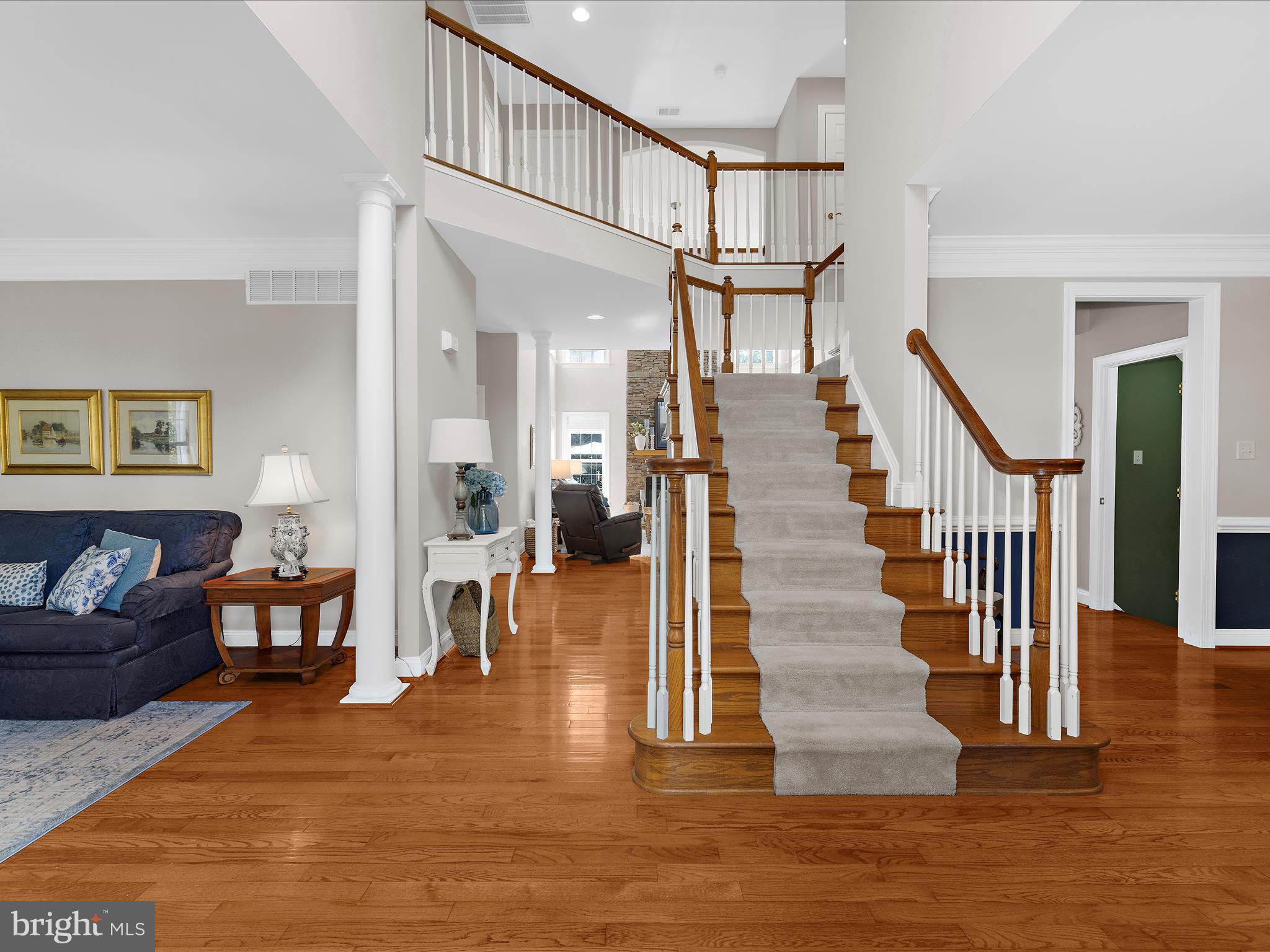 COMPASS POINTE - Residential